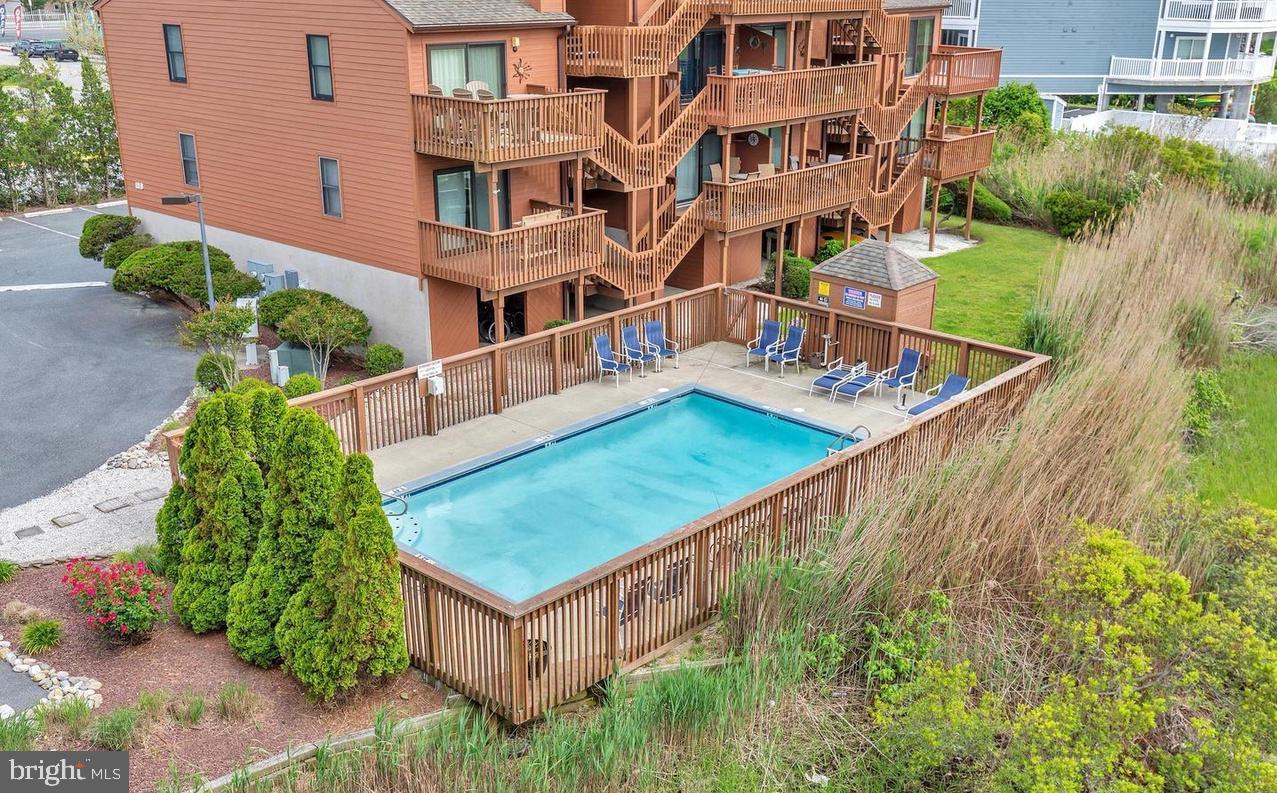 SUNSET LANDING - Residential