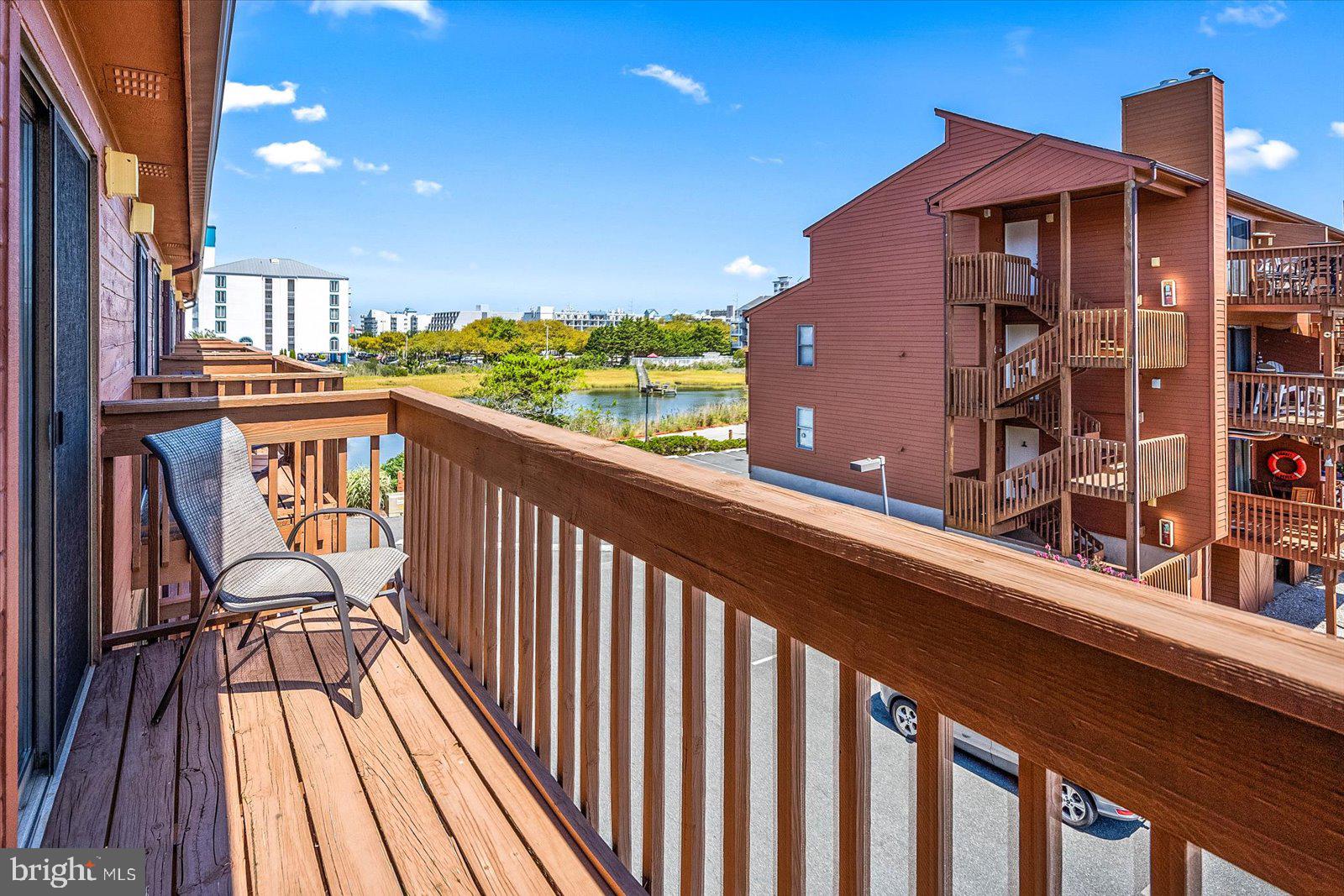 SUNSET LANDING - Residential