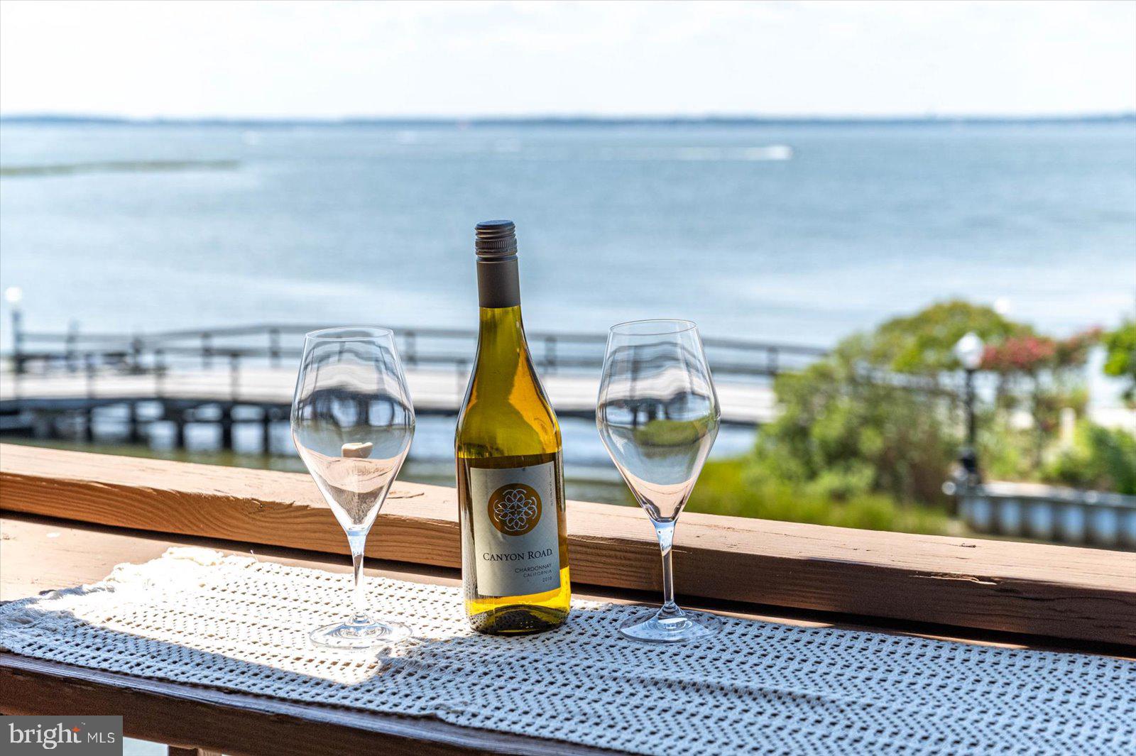 SUNSET LANDING - Residential