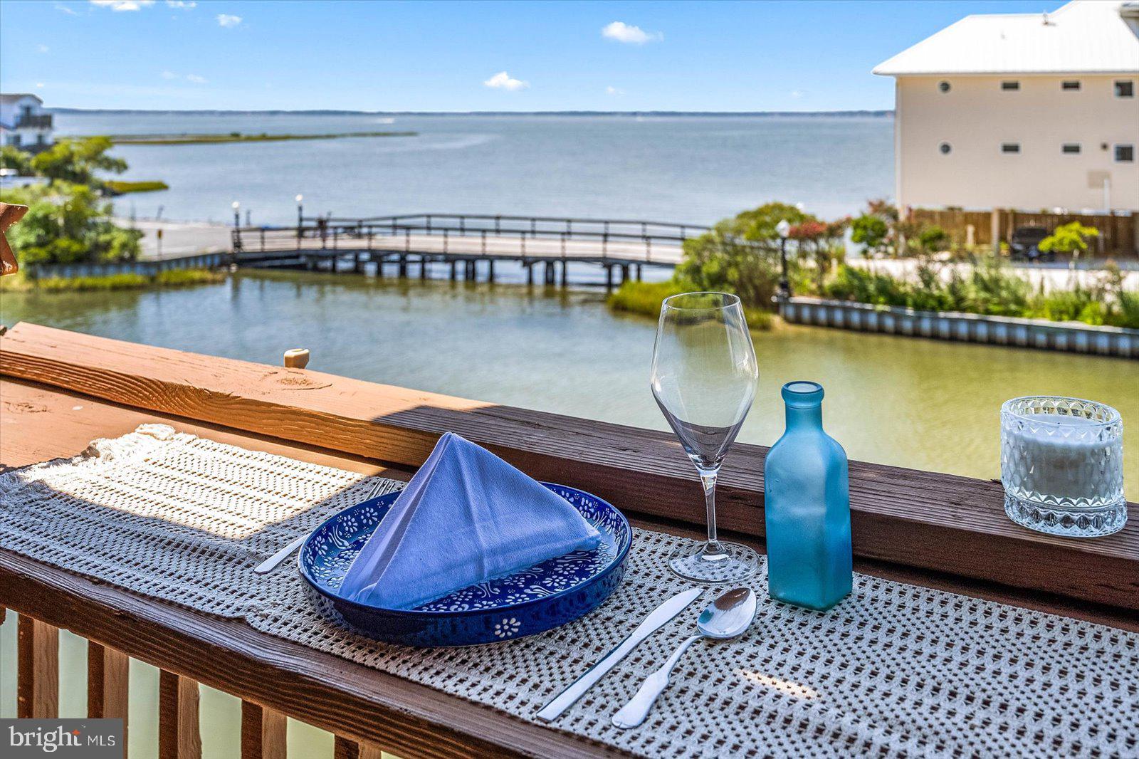 SUNSET LANDING - Residential