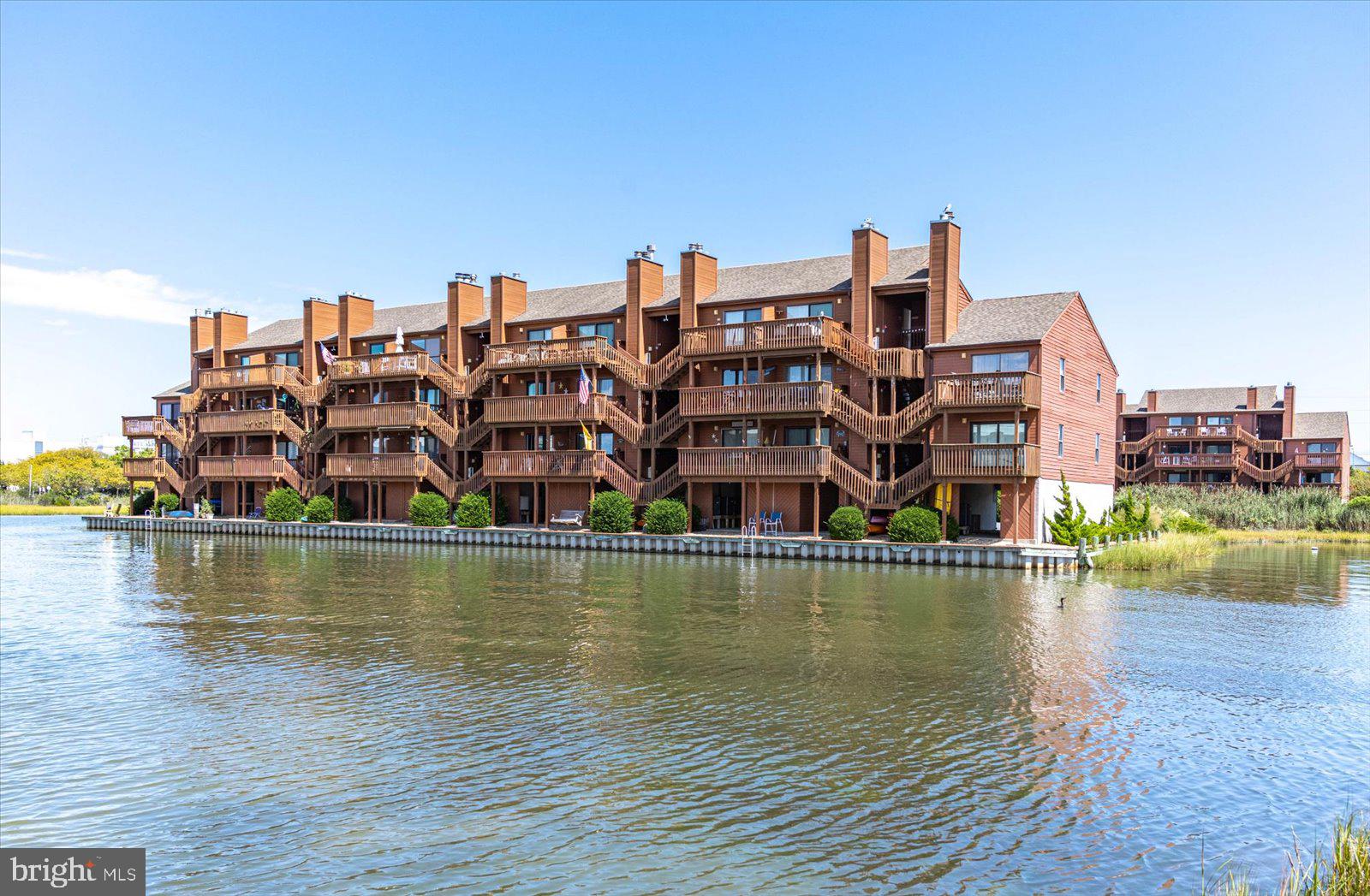 SUNSET LANDING - Residential