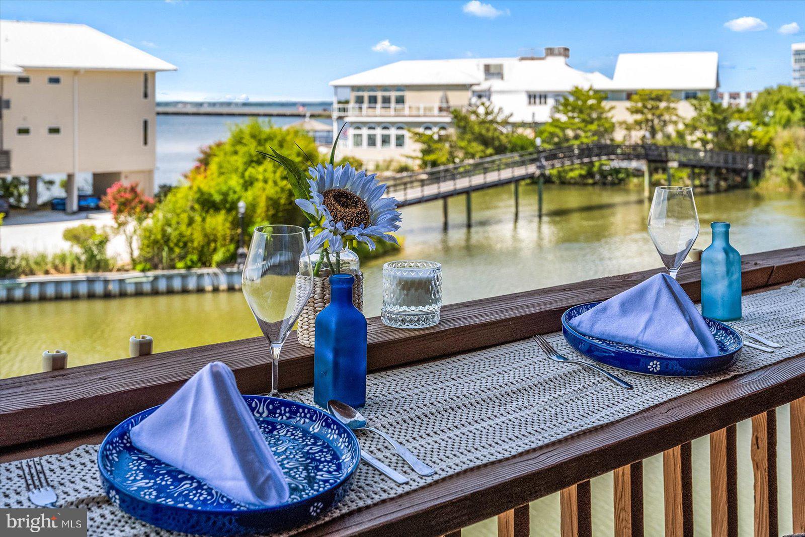 SUNSET LANDING - Residential