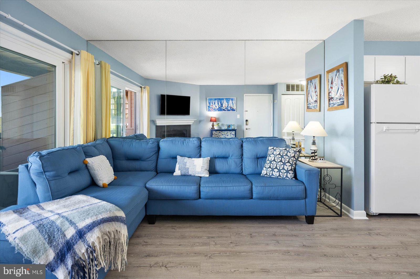 SUNSET LANDING - Residential