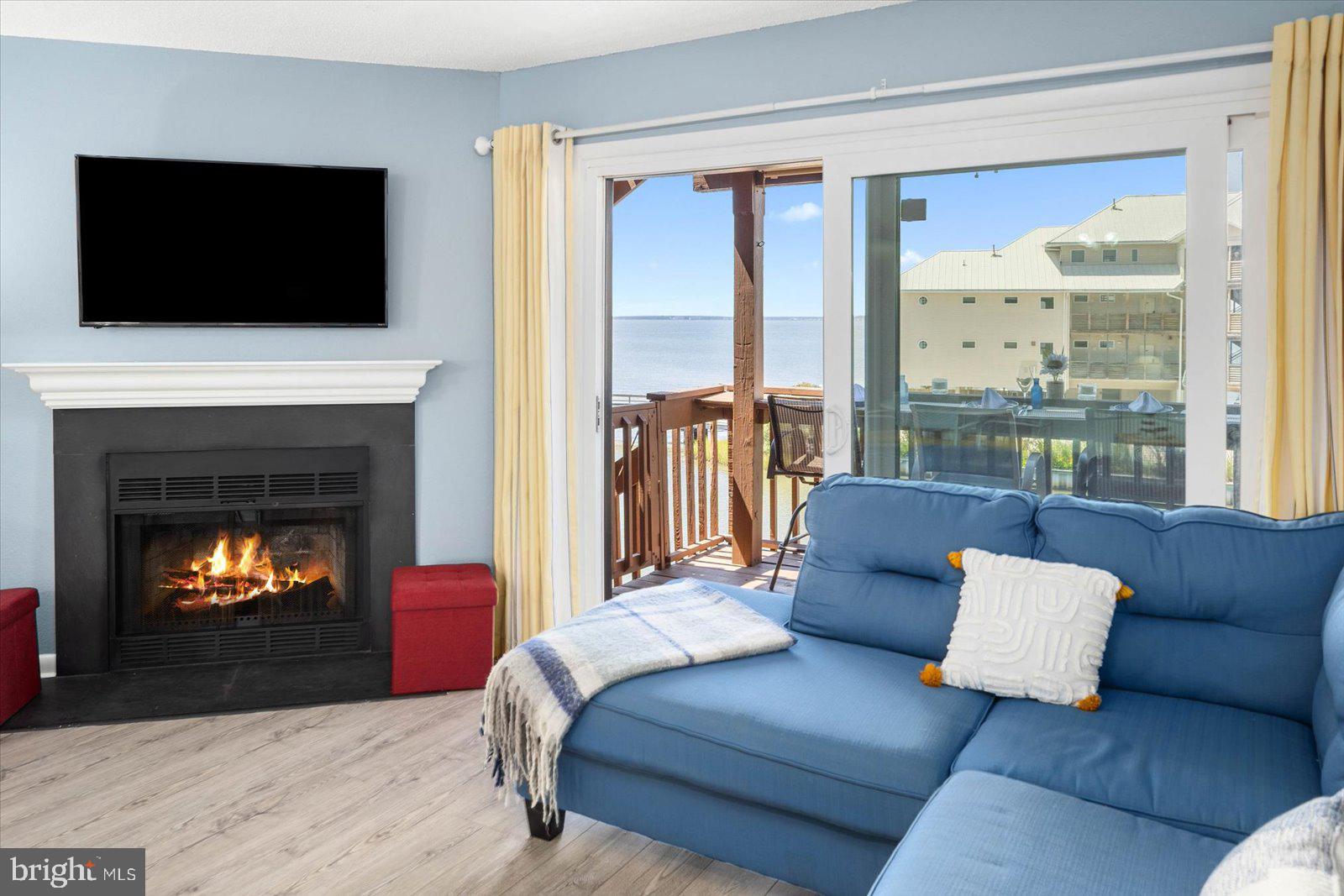 SUNSET LANDING - Residential