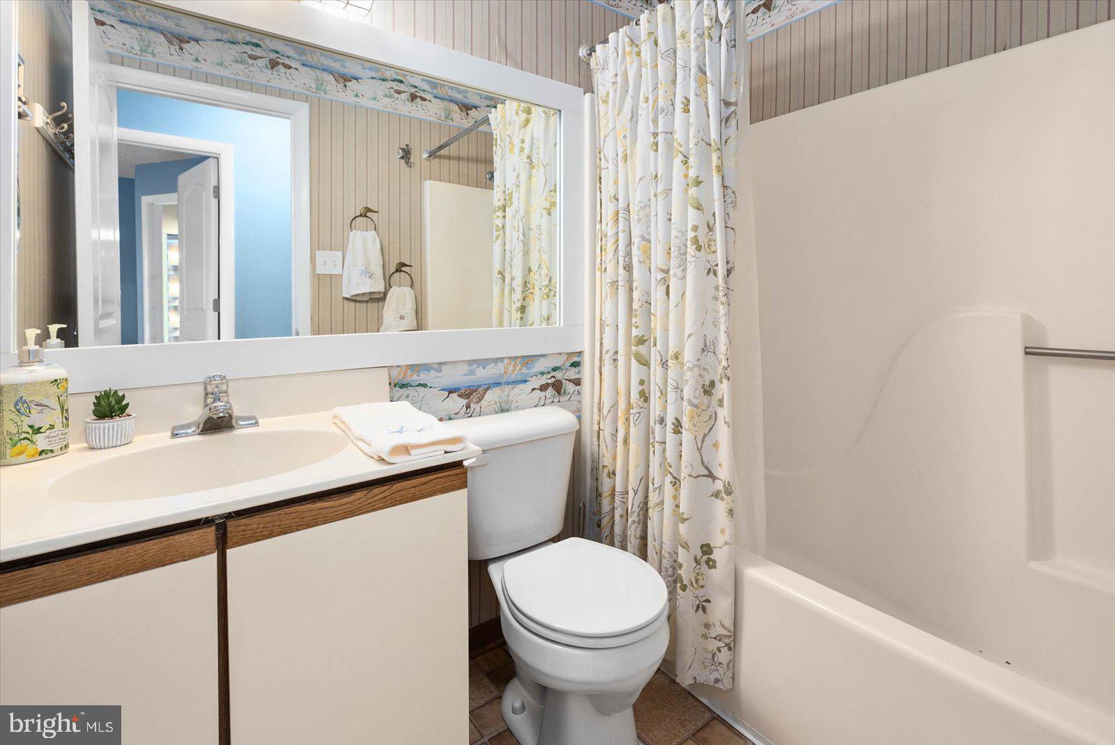 SUNSET LANDING - Residential