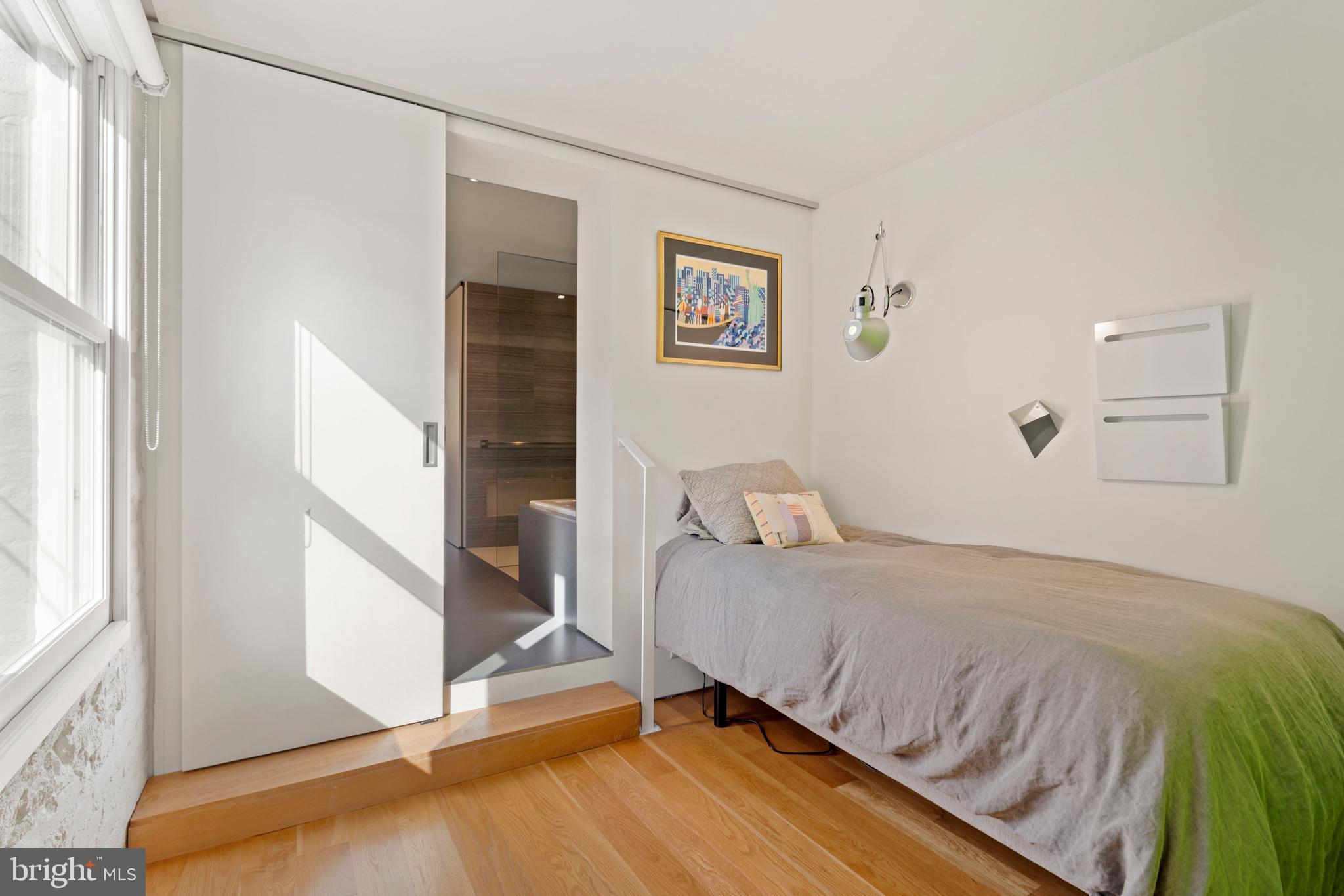 CAPITOL HILL - Residential
