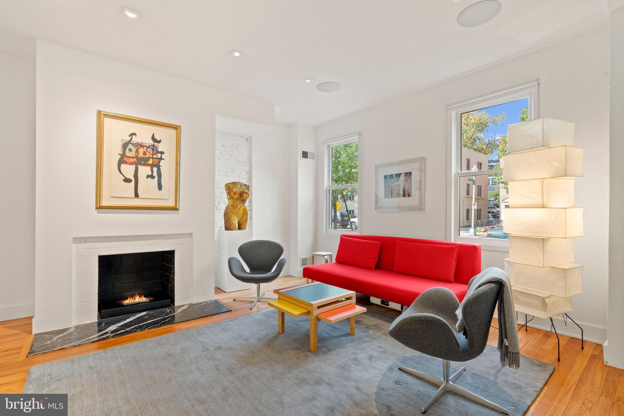 CAPITOL HILL - Residential
