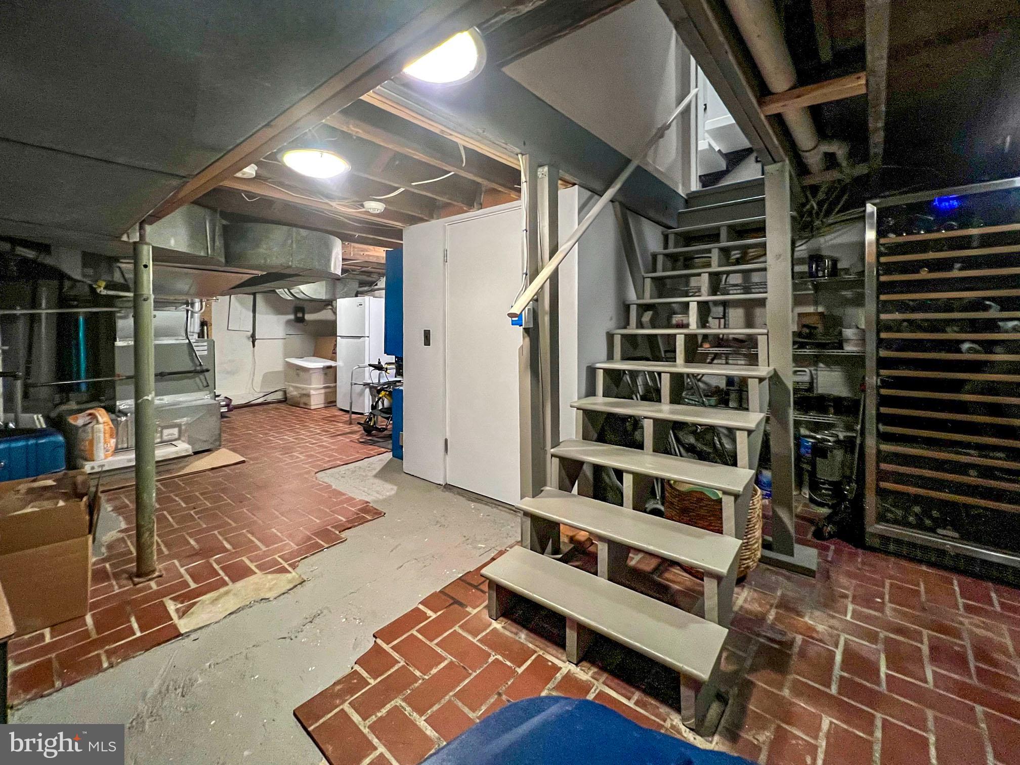 CAPITOL HILL - Residential