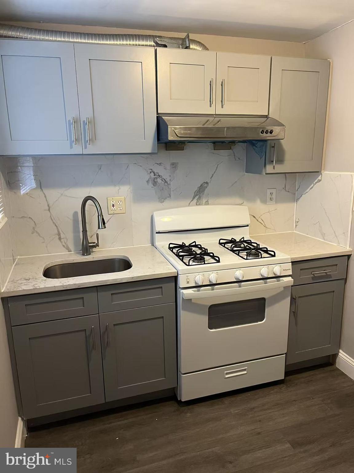 WHITMAN - Residential