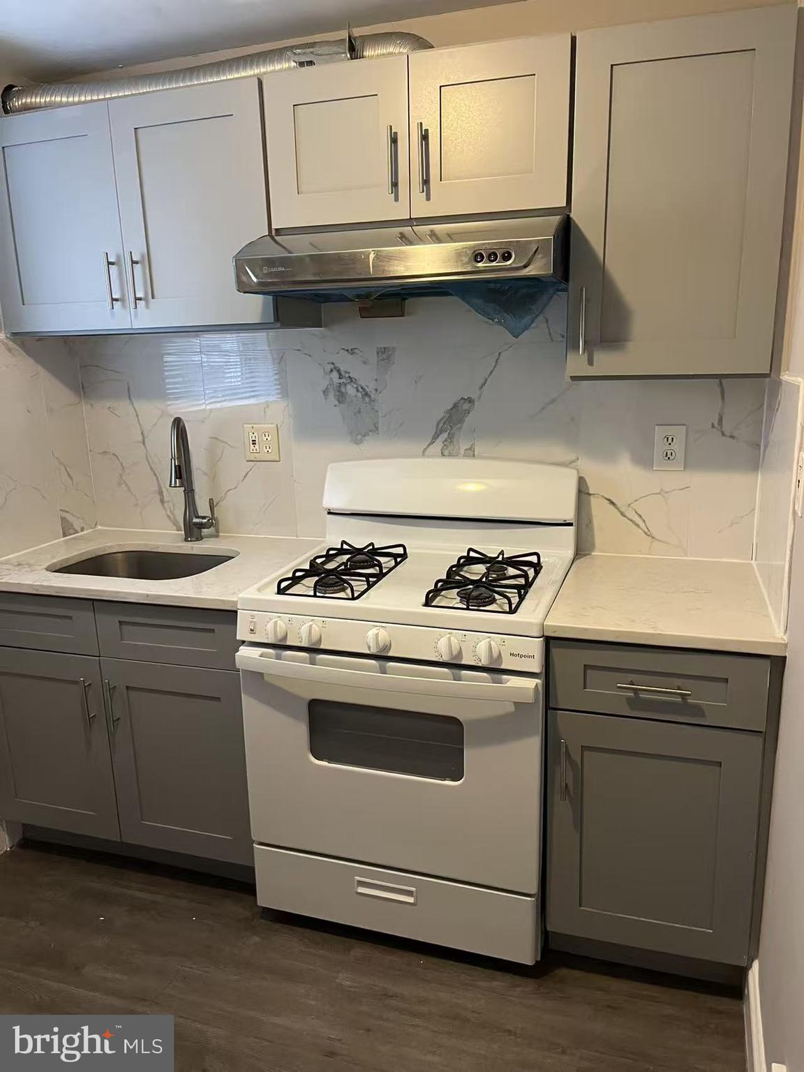 WHITMAN - Residential