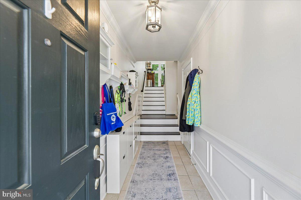 LAUREL RIDGE CROSSING - Residential