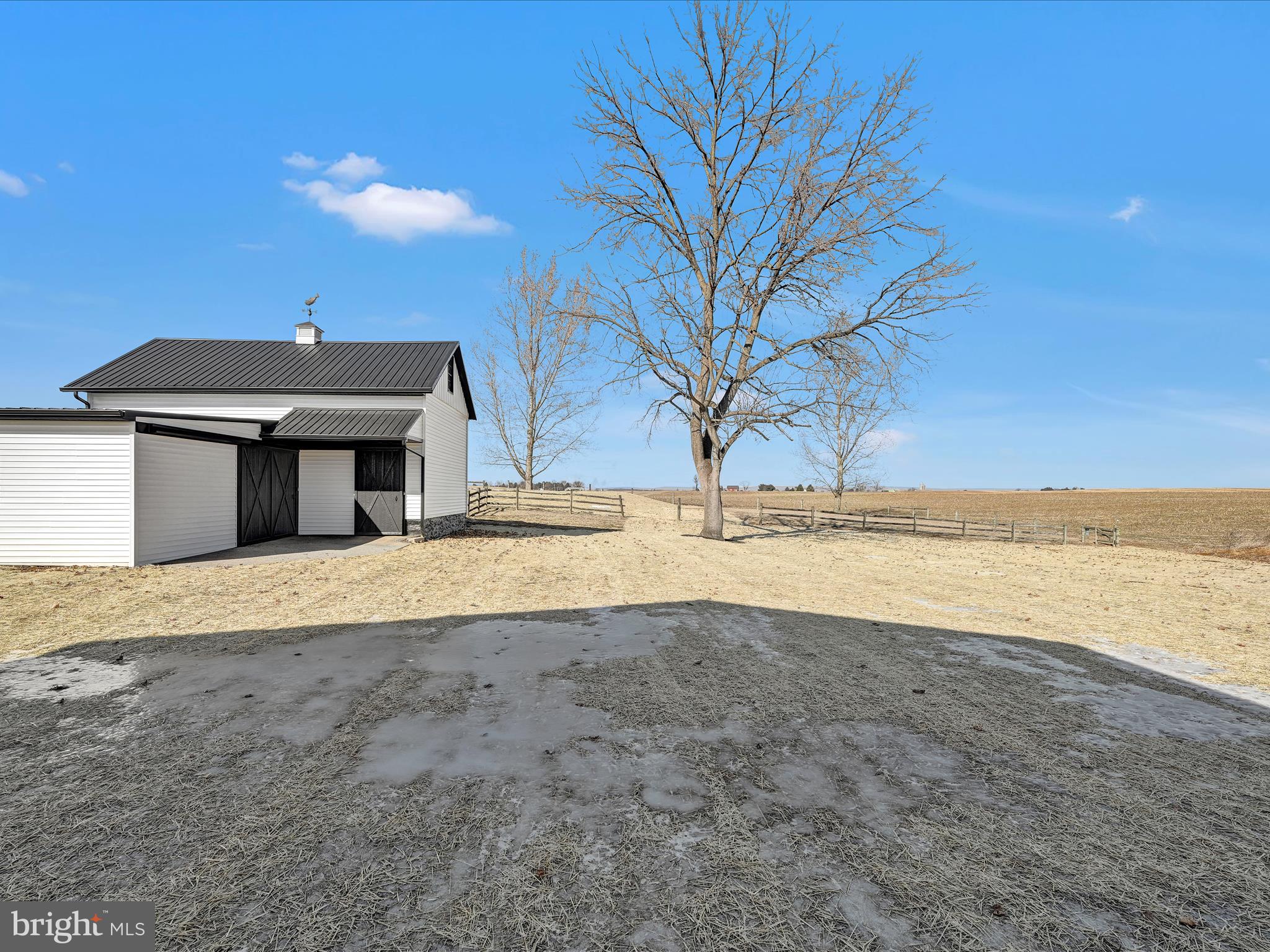 SOUTH LEBANON - Residential