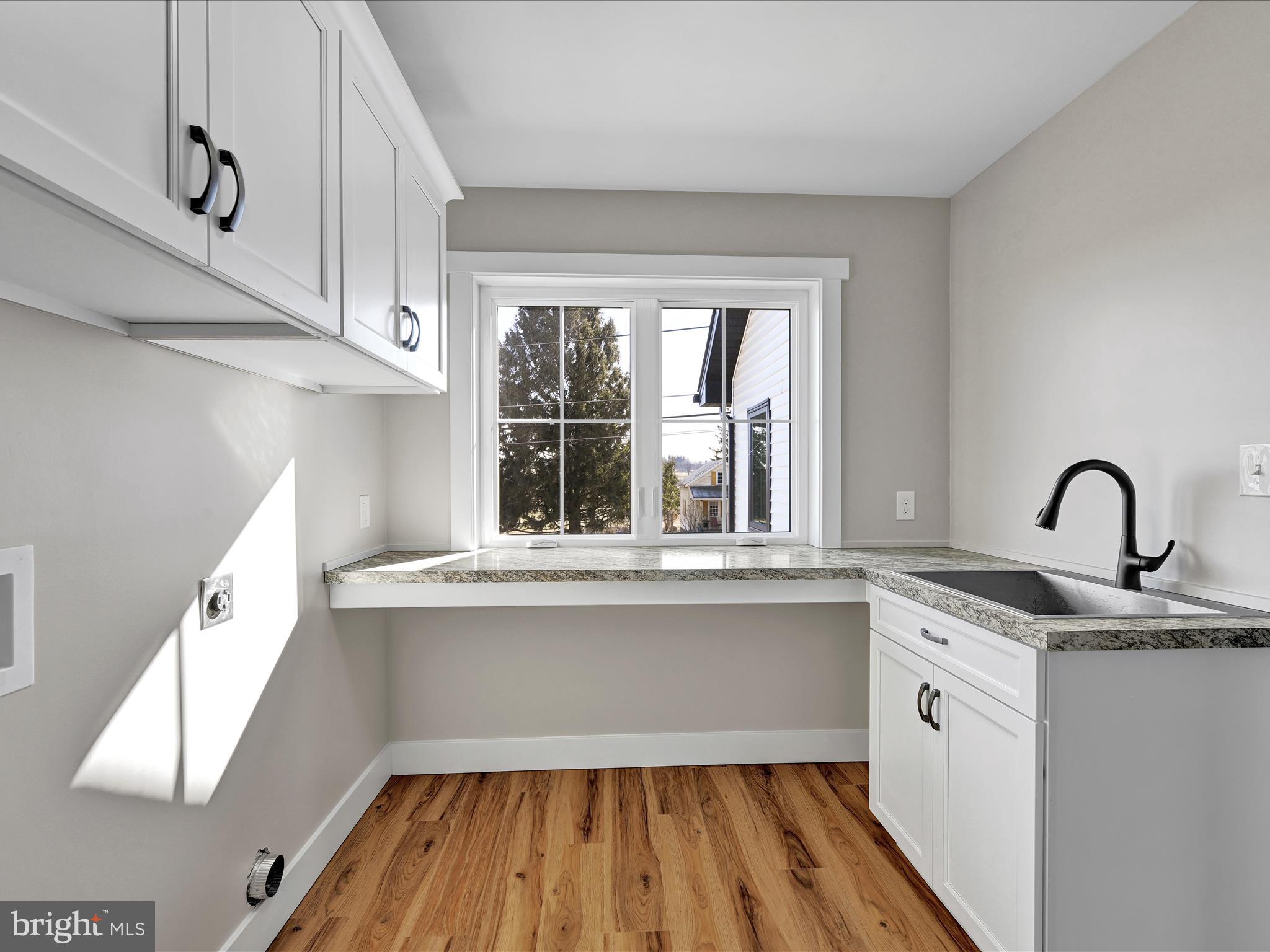 SOUTH LEBANON - Residential