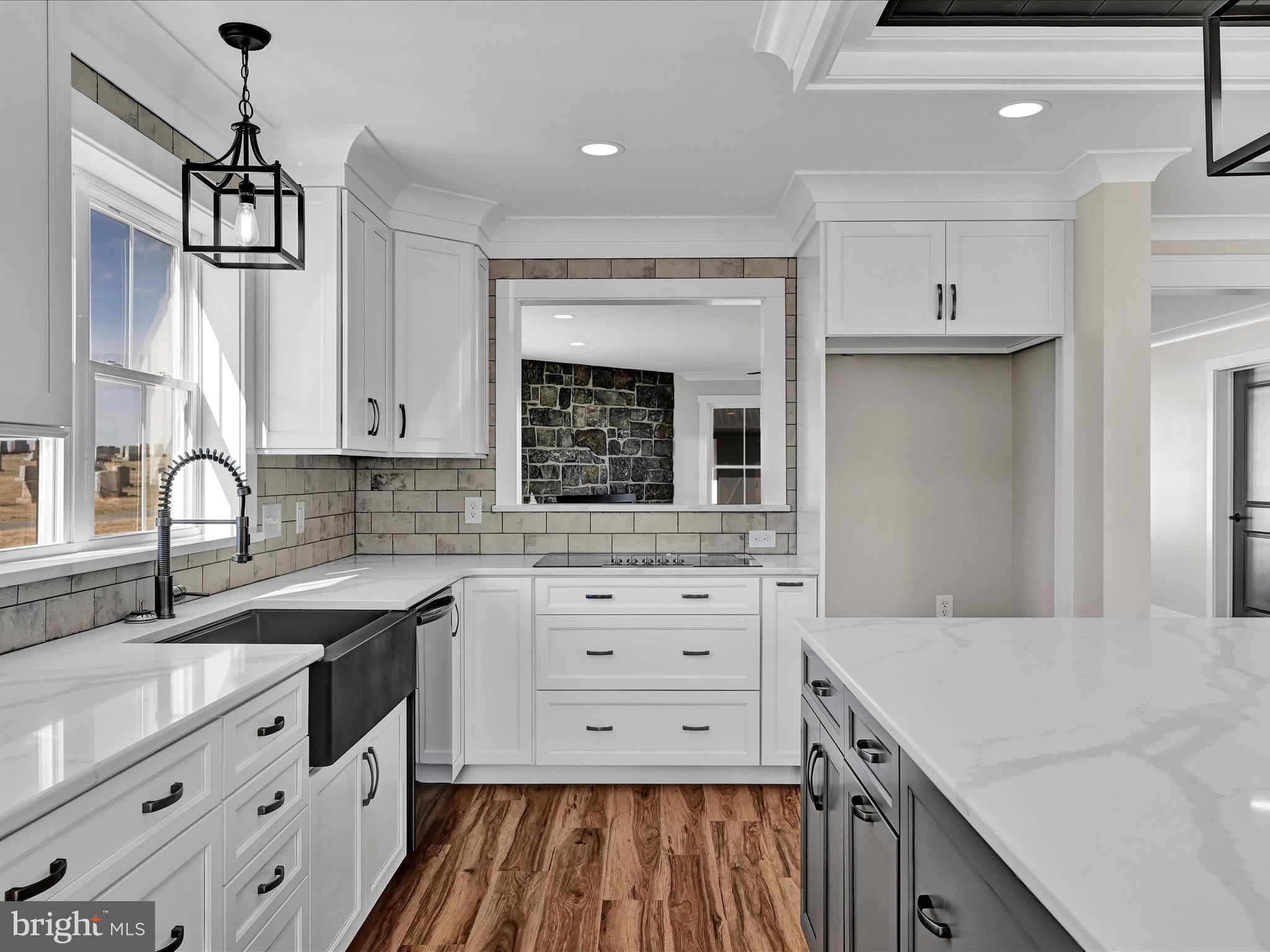 SOUTH LEBANON - Residential