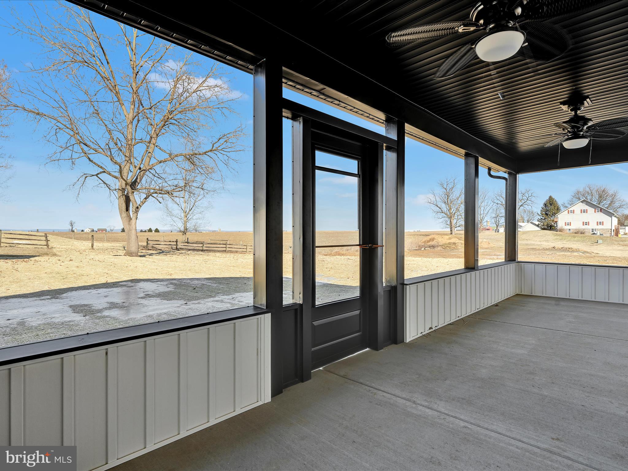 SOUTH LEBANON - Residential