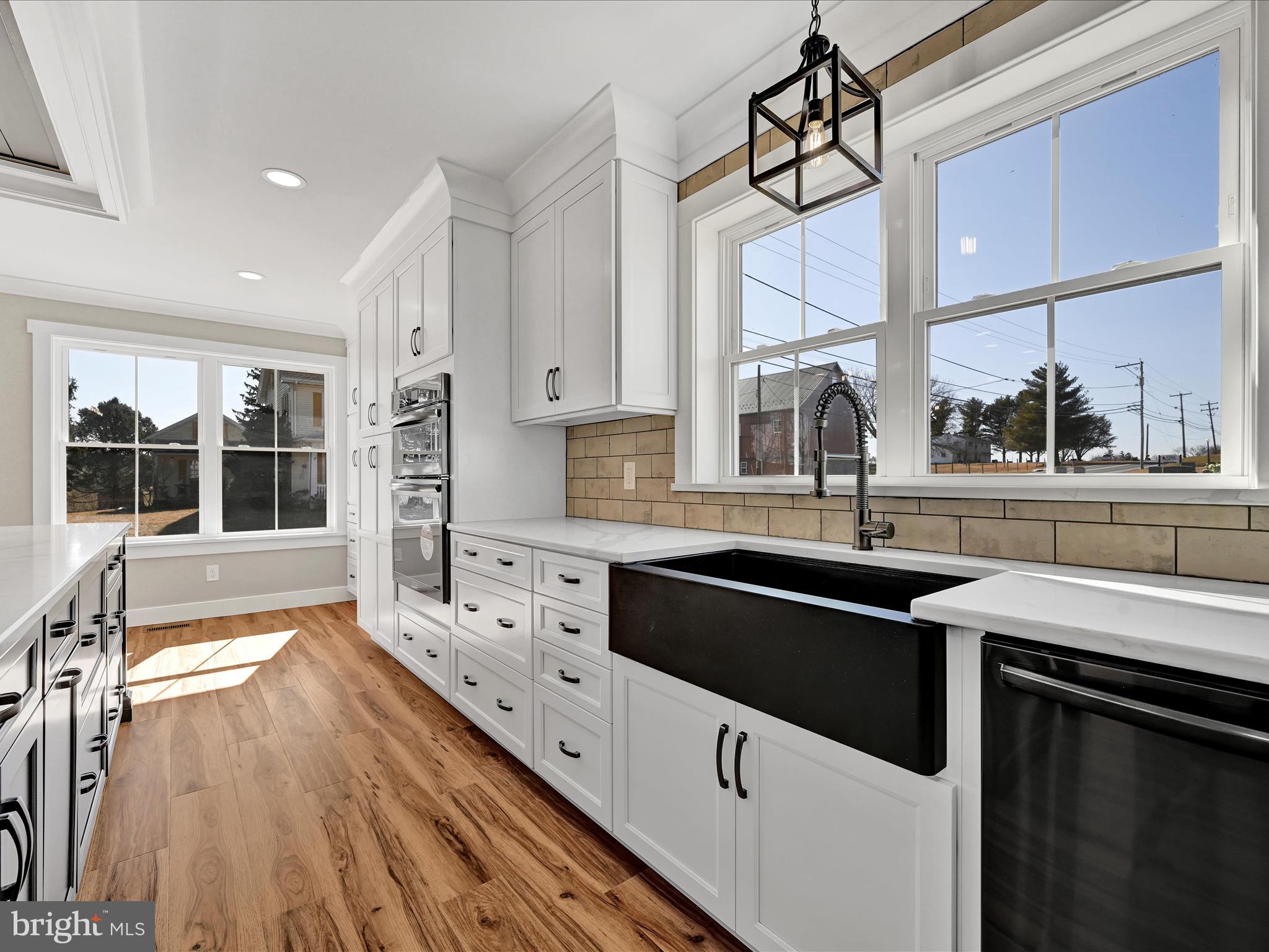 SOUTH LEBANON - Residential