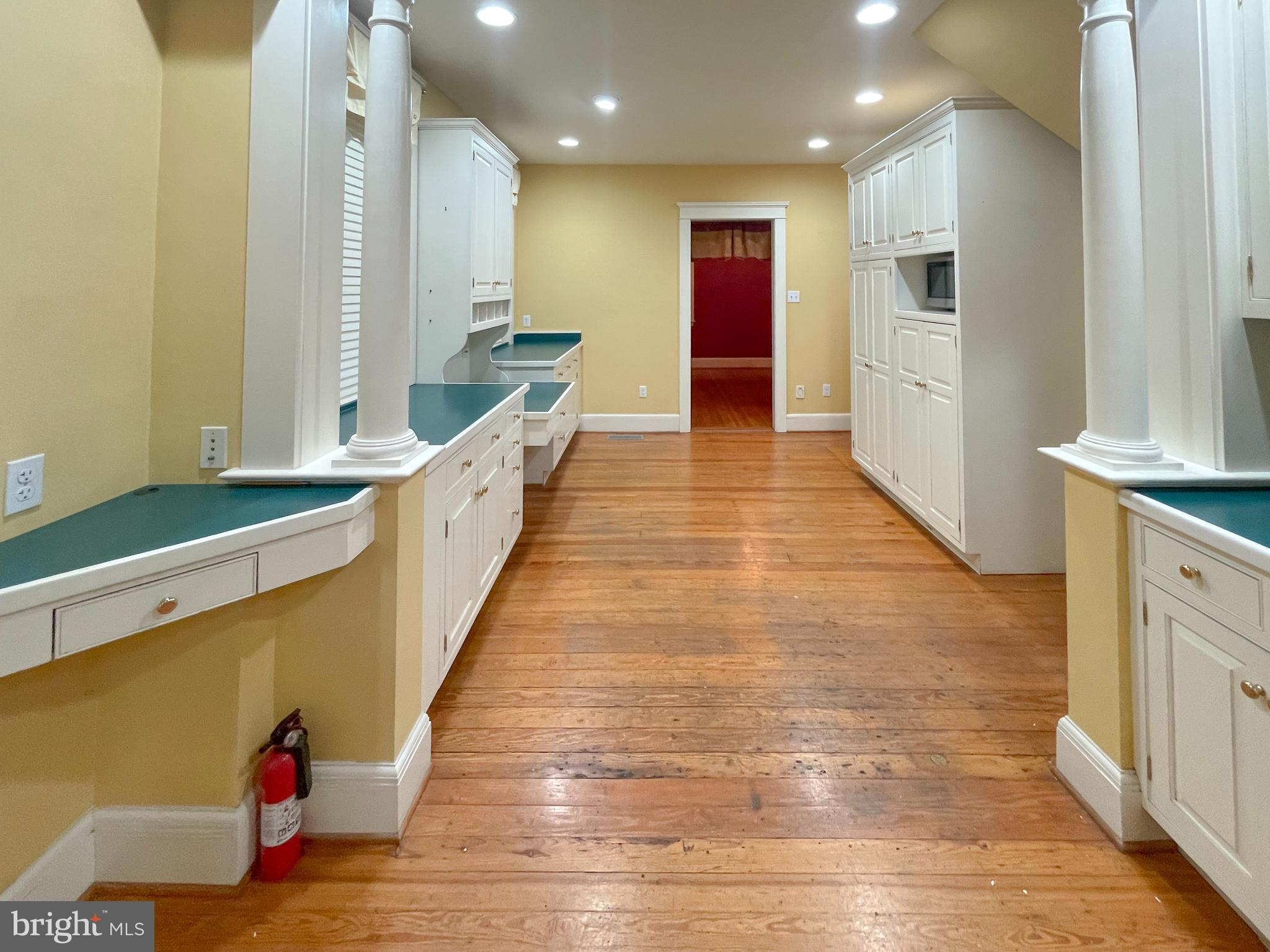 2419 LITITZ PIKE