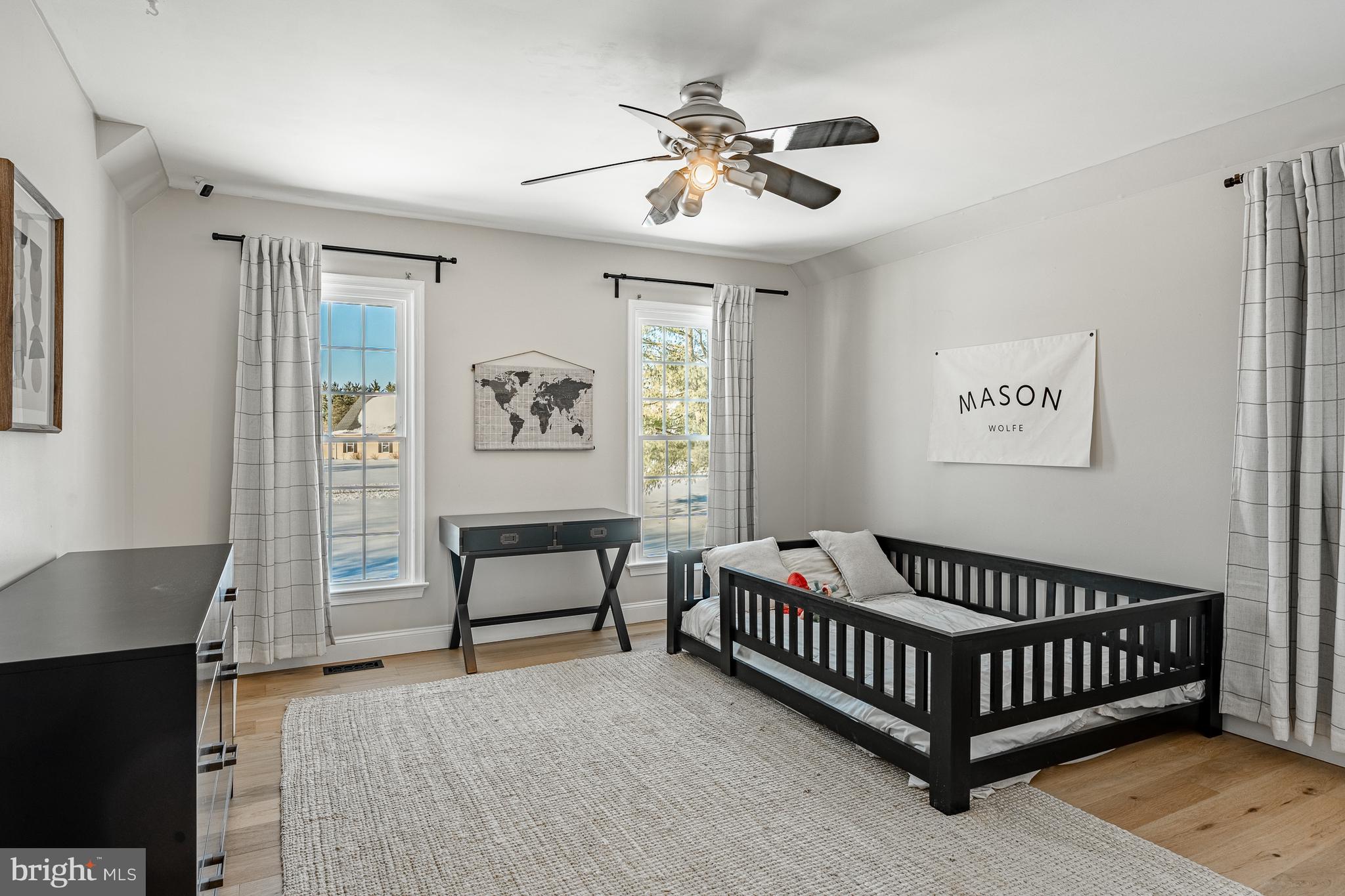 MEADOW WOODS - Residential