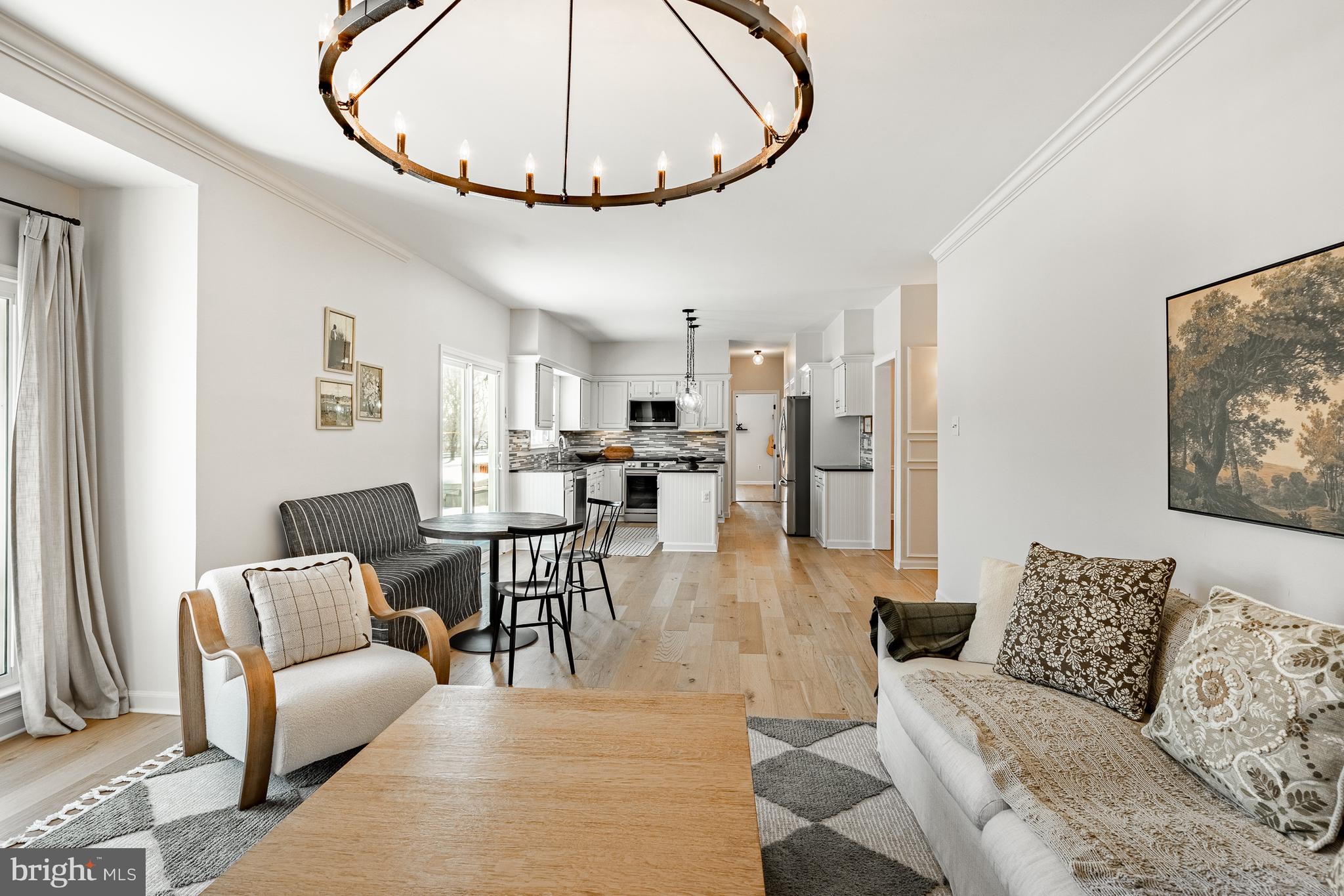 MEADOW WOODS - Residential