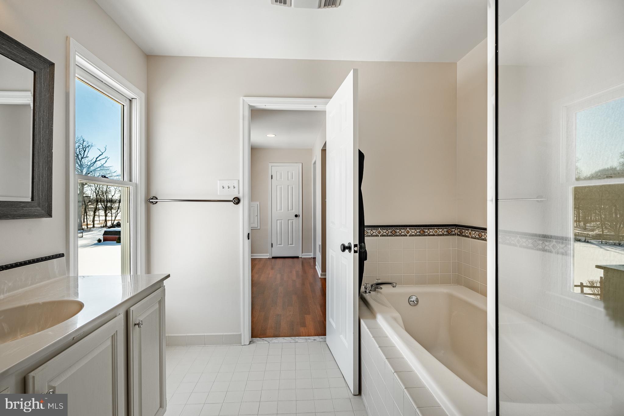 MEADOW WOODS - Residential