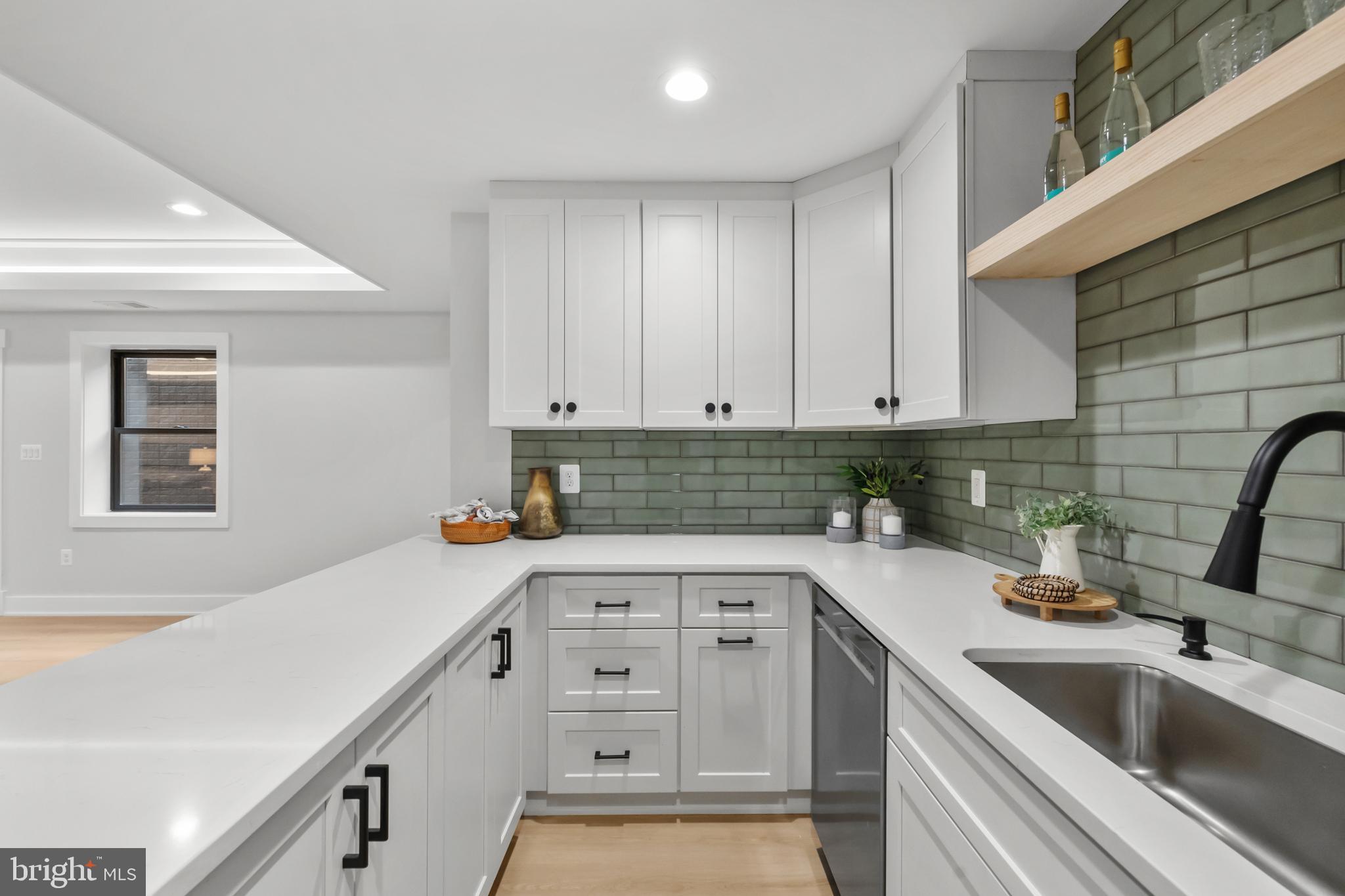 PIMMIT HILLS - Residential