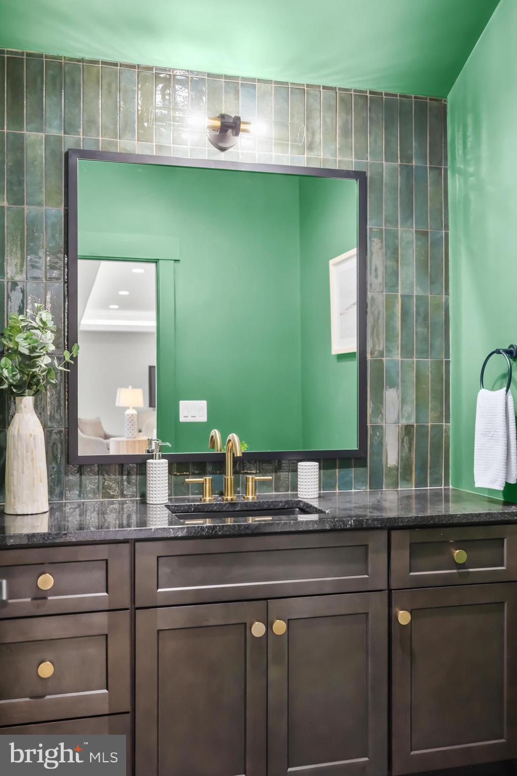 PIMMIT HILLS - Residential