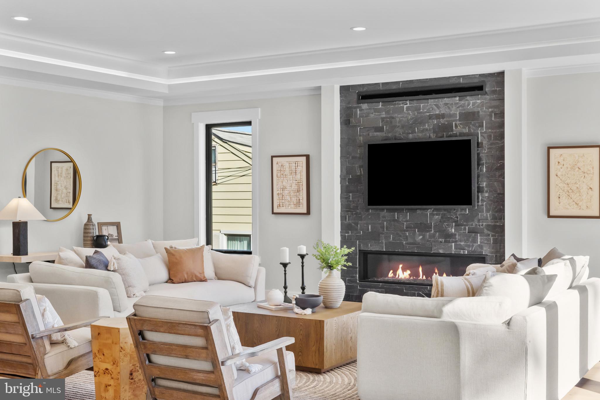 PIMMIT HILLS - Residential