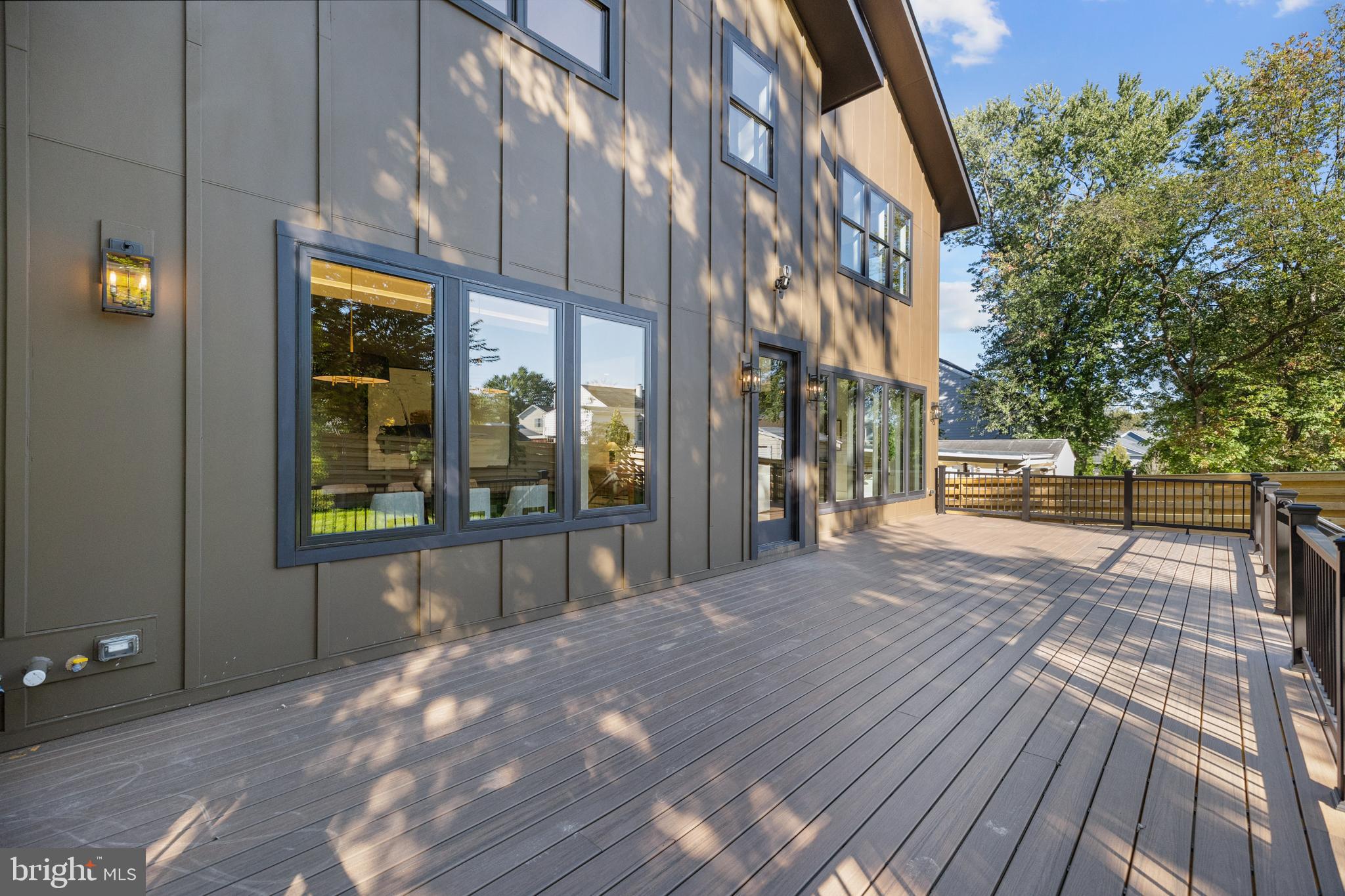 PIMMIT HILLS - Residential