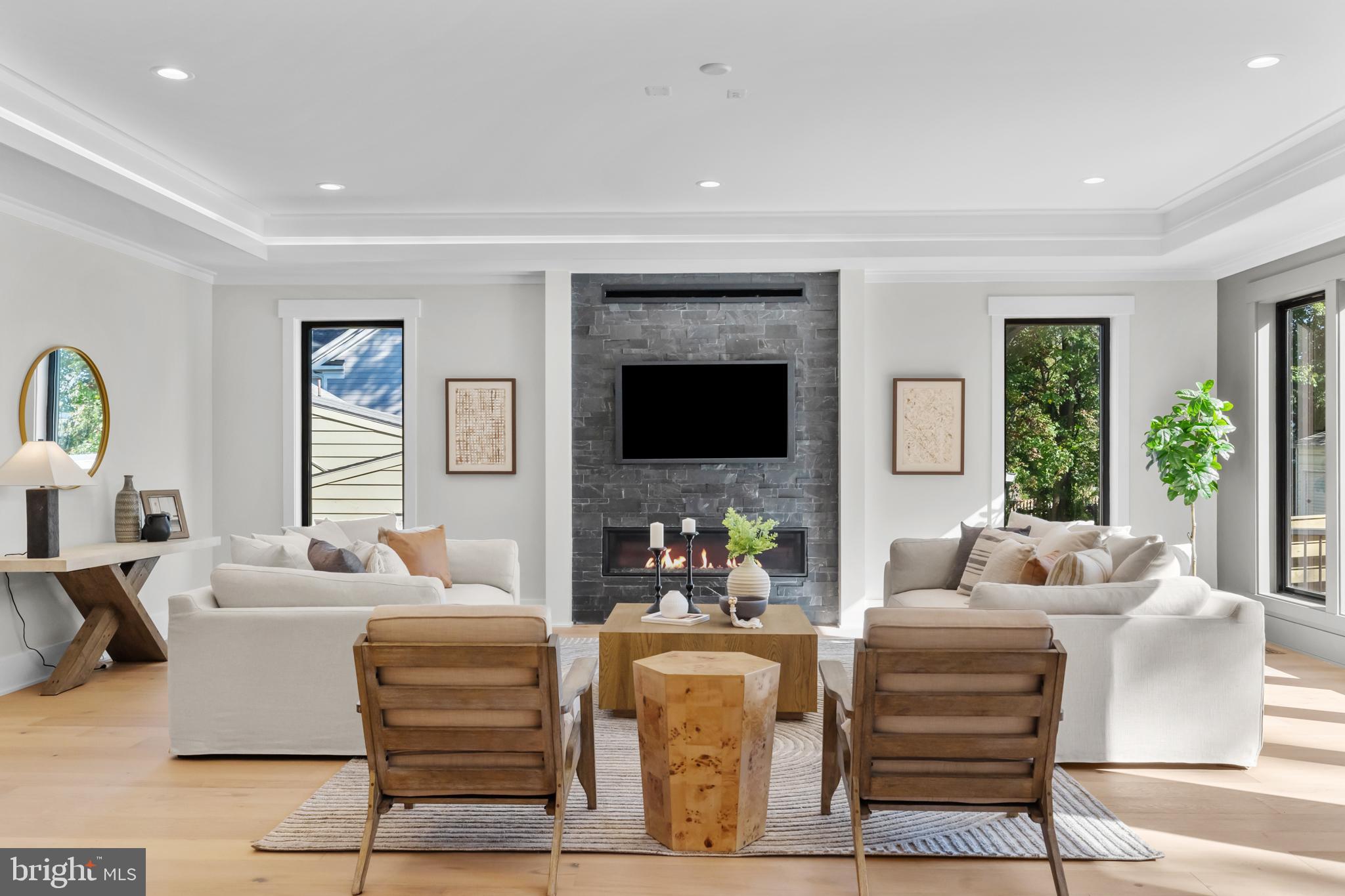 PIMMIT HILLS - Residential