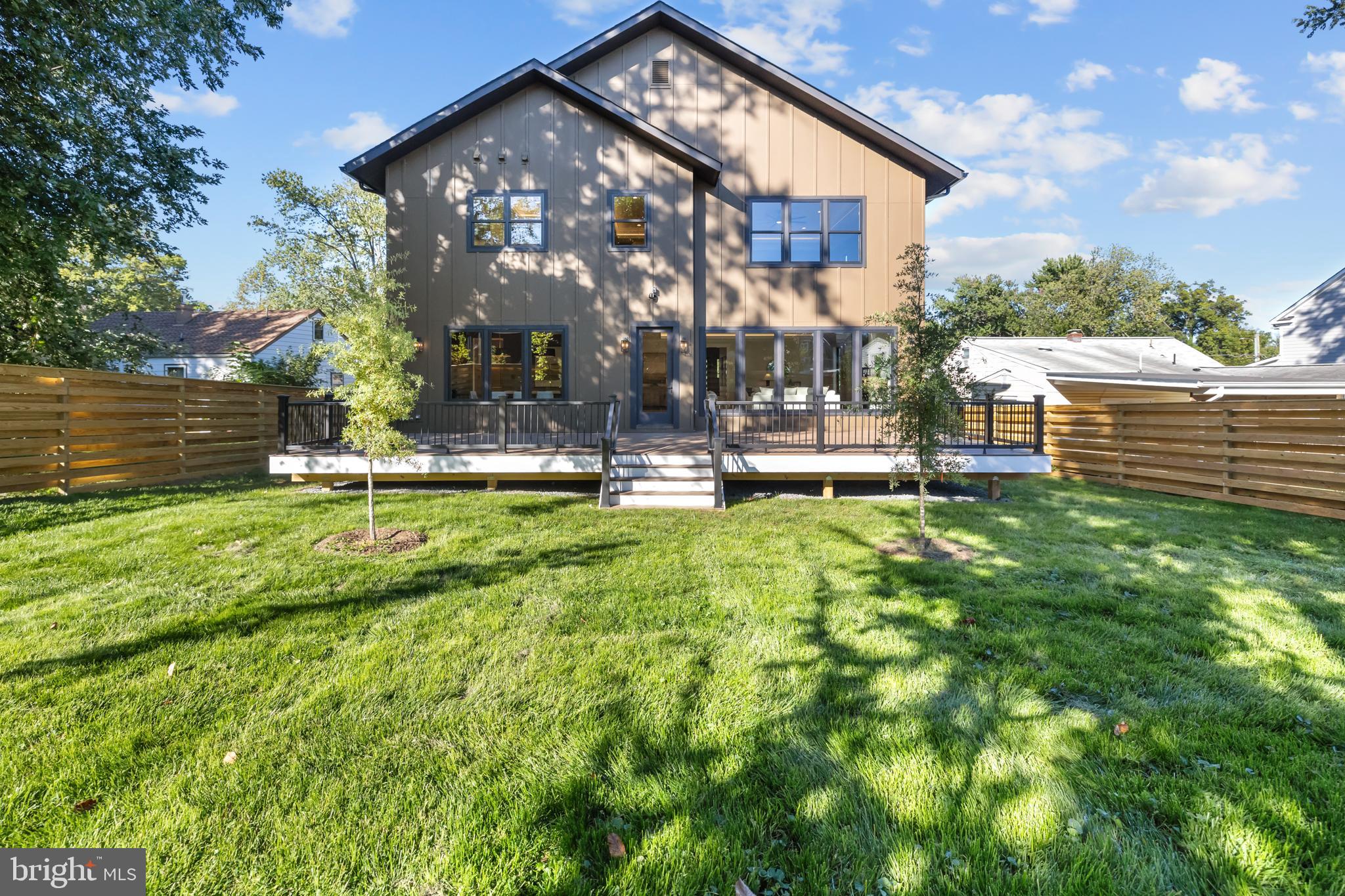 PIMMIT HILLS - Residential