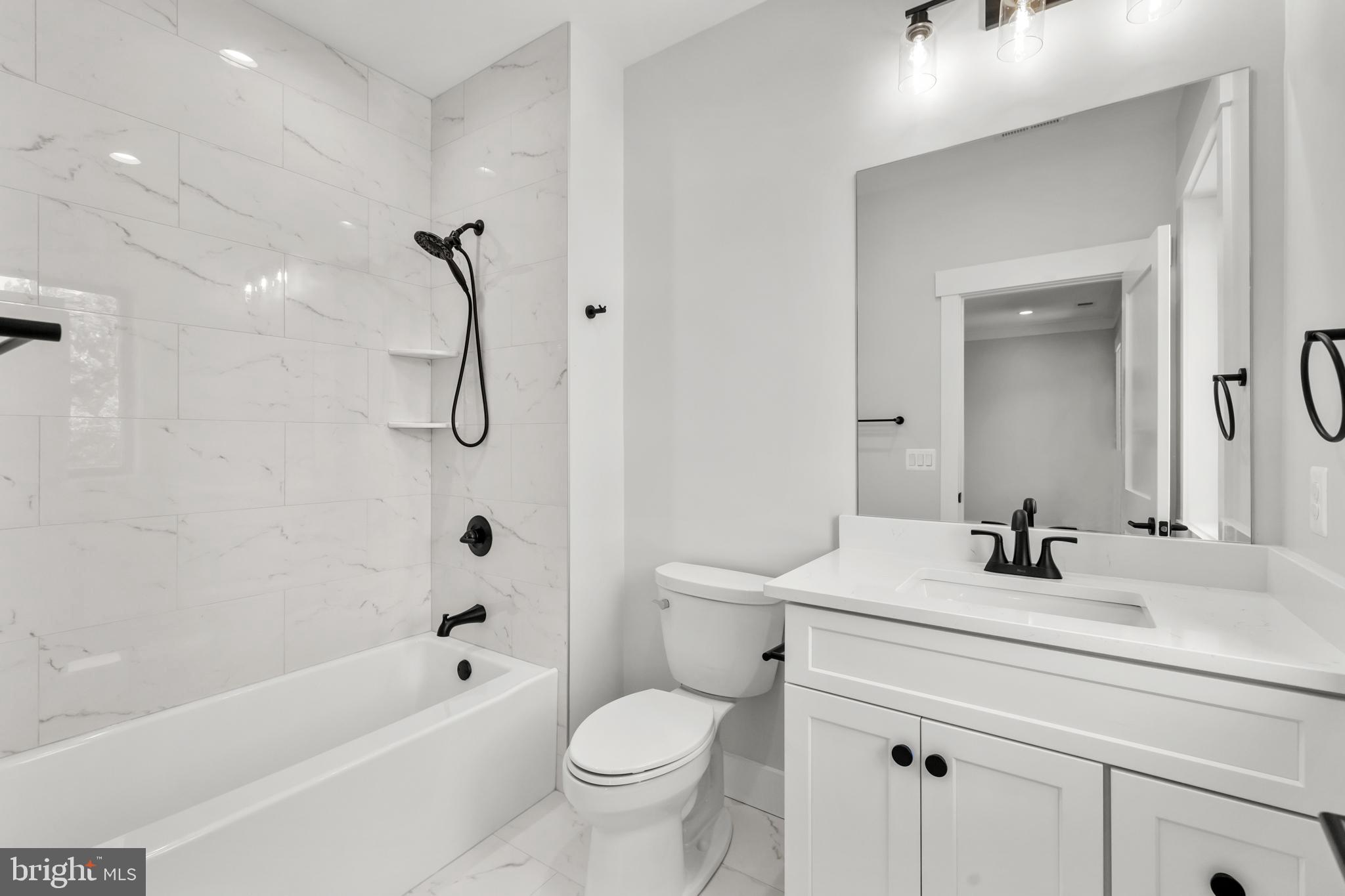 PIMMIT HILLS - Residential