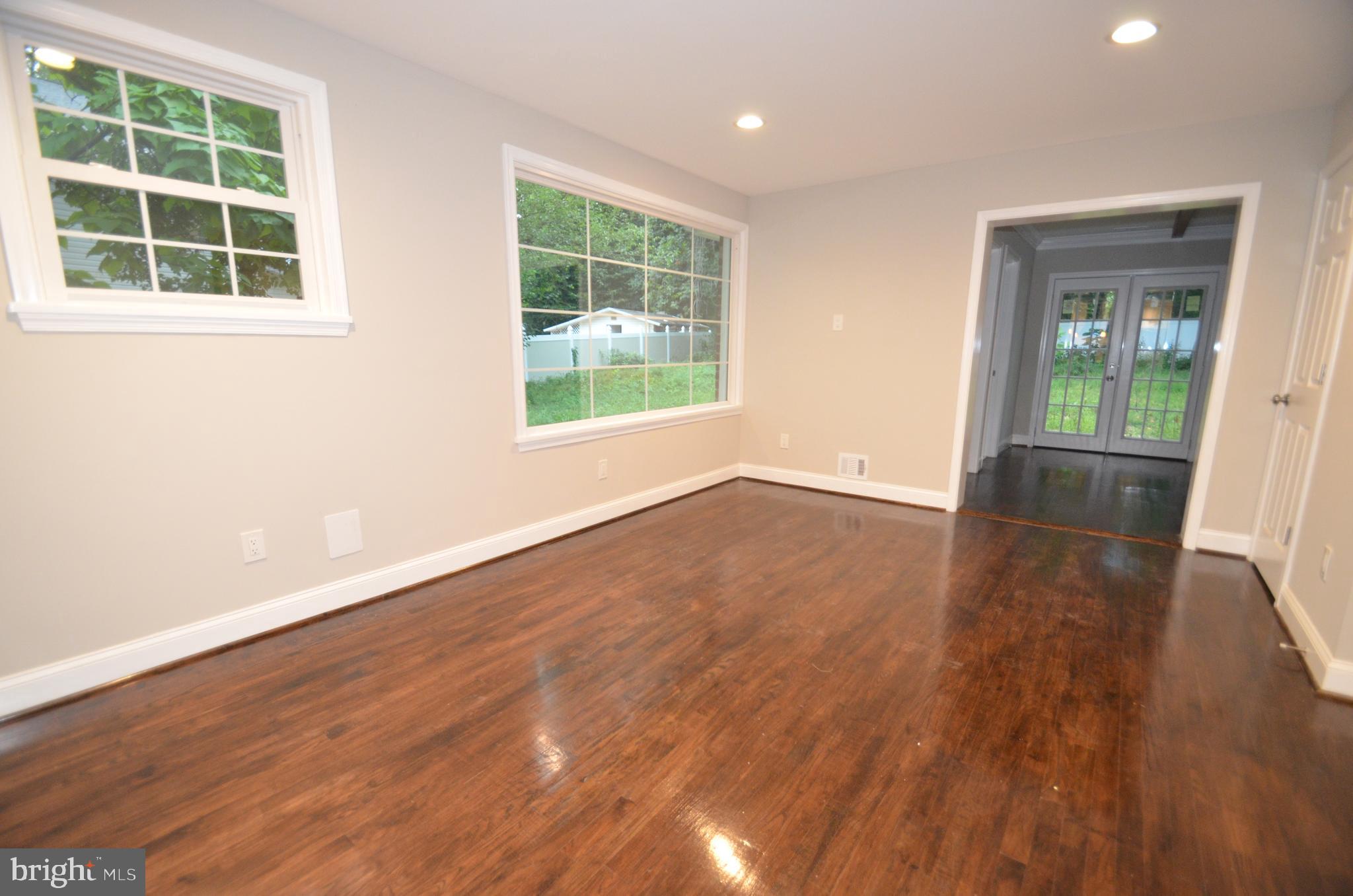 KINGS PARK - Residential Lease