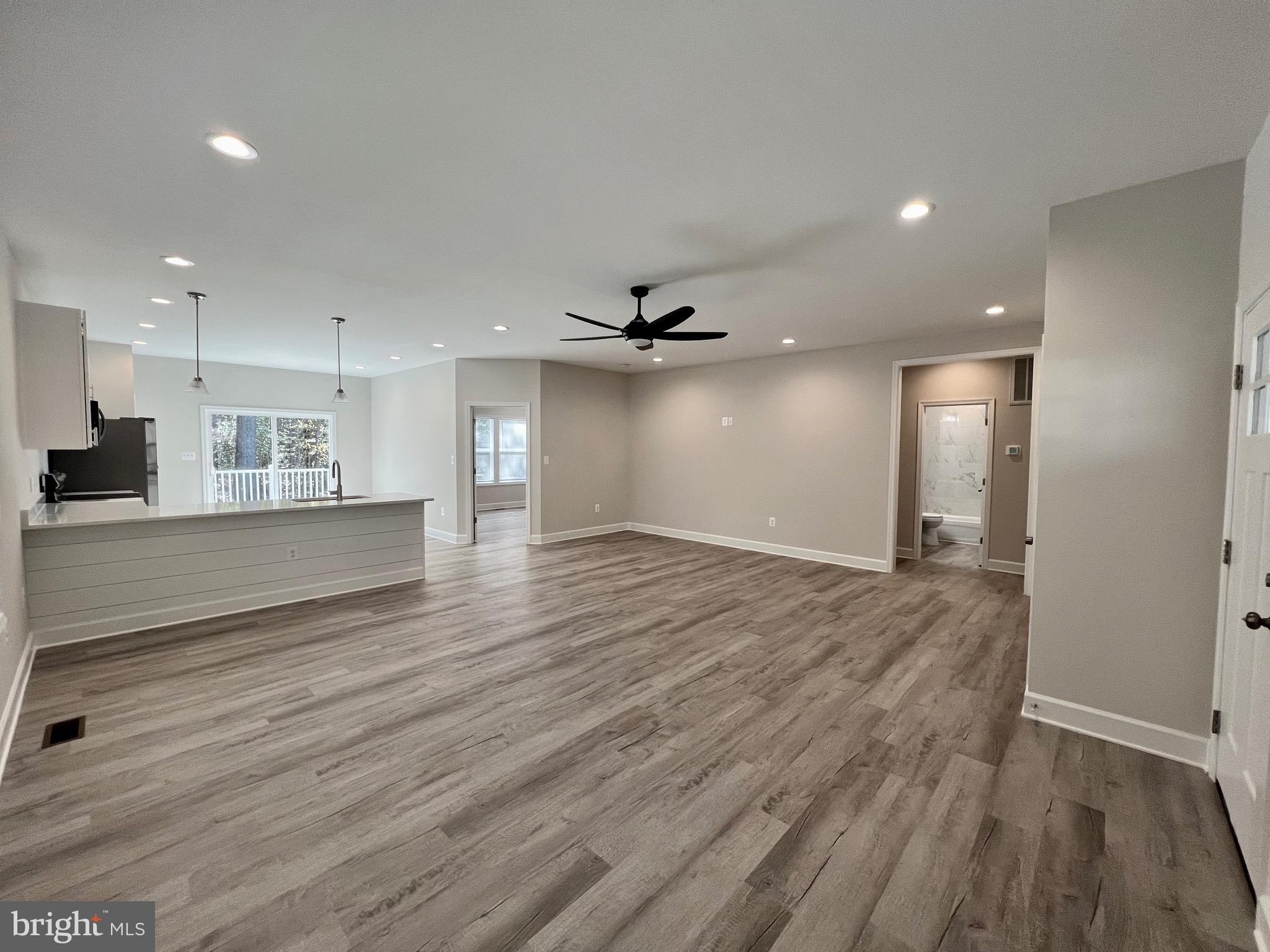 PLACID BAY ESTATES - Residential