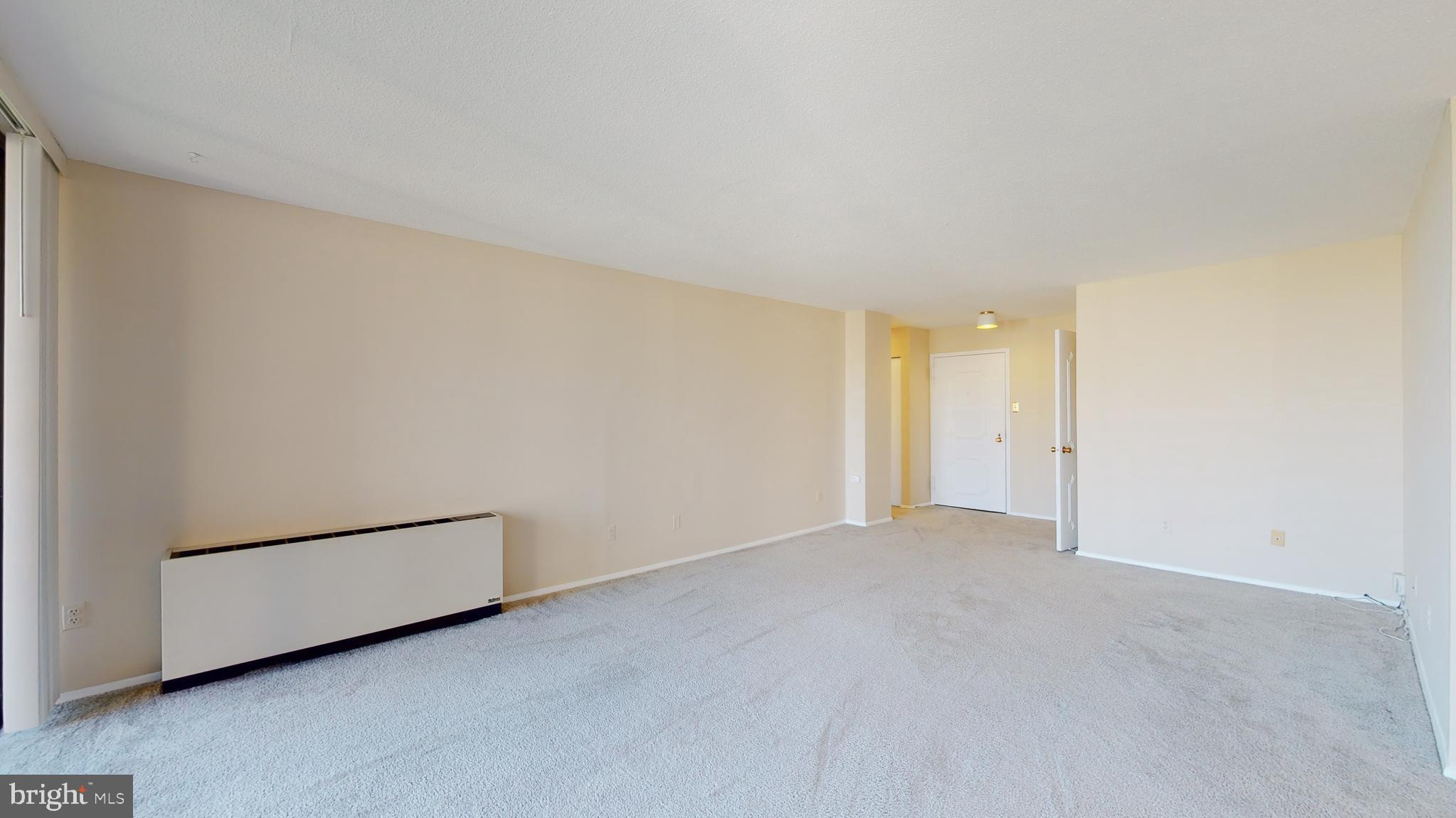 TOWERS IN WESTCHESTER PARK - Residential