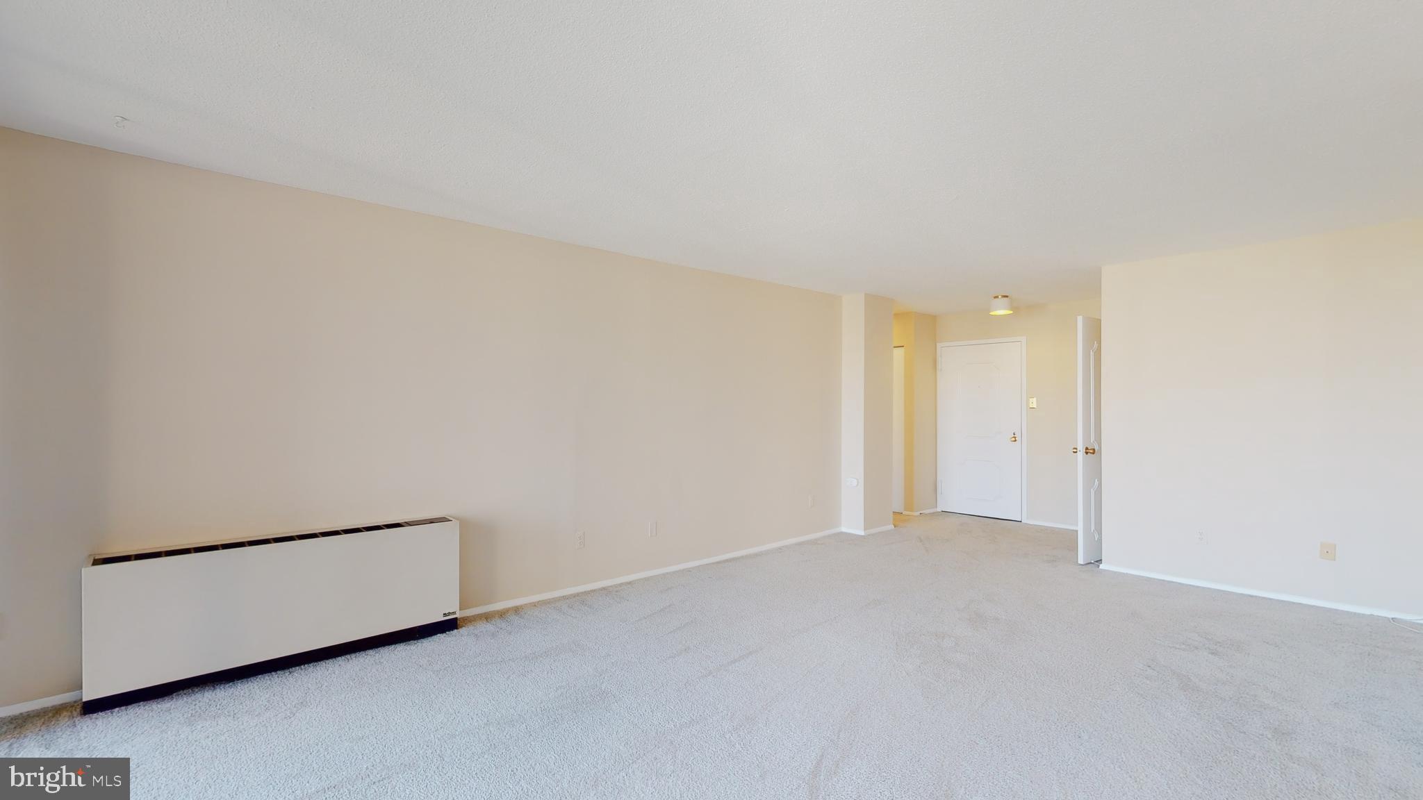 TOWERS IN WESTCHESTER PARK - Residential