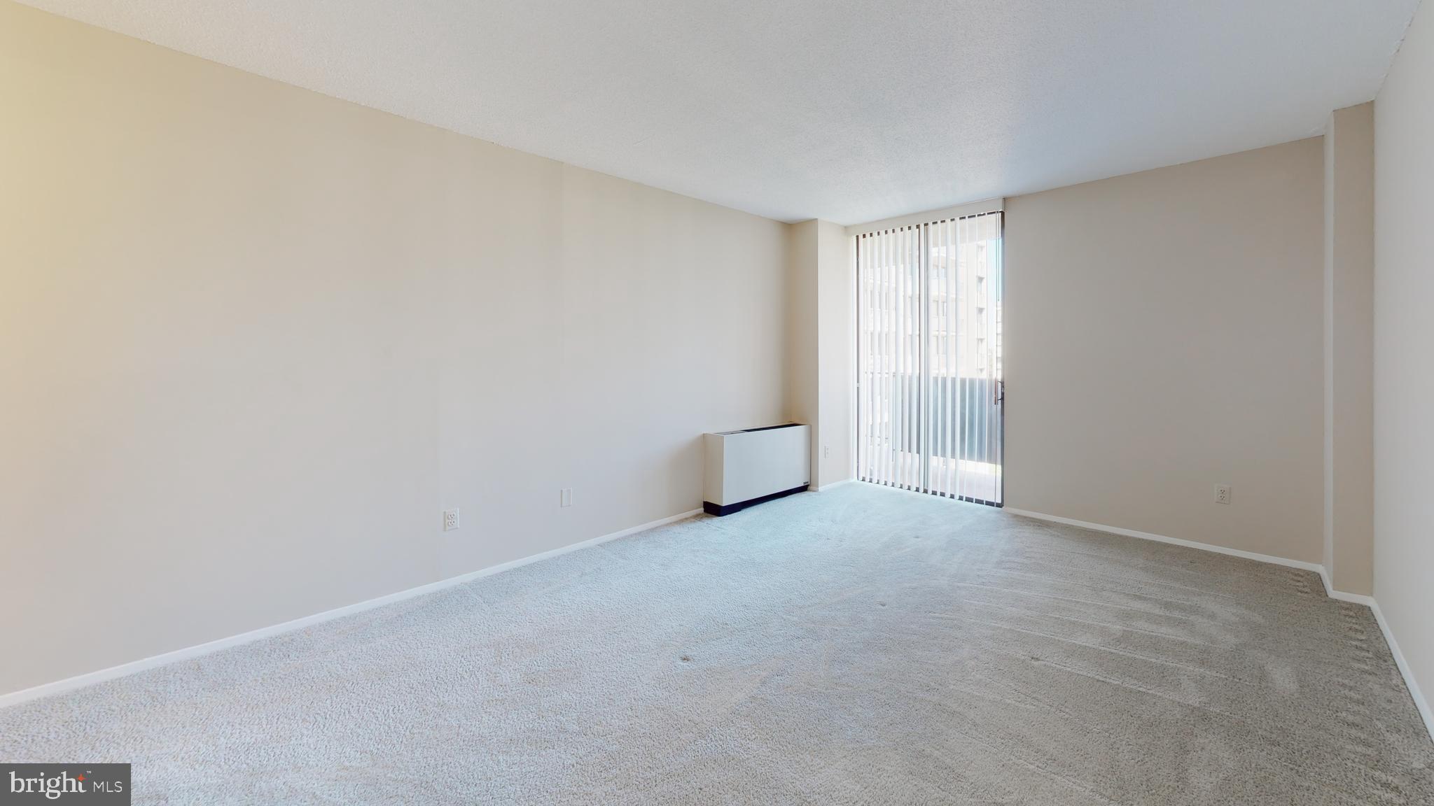 TOWERS IN WESTCHESTER PARK - Residential