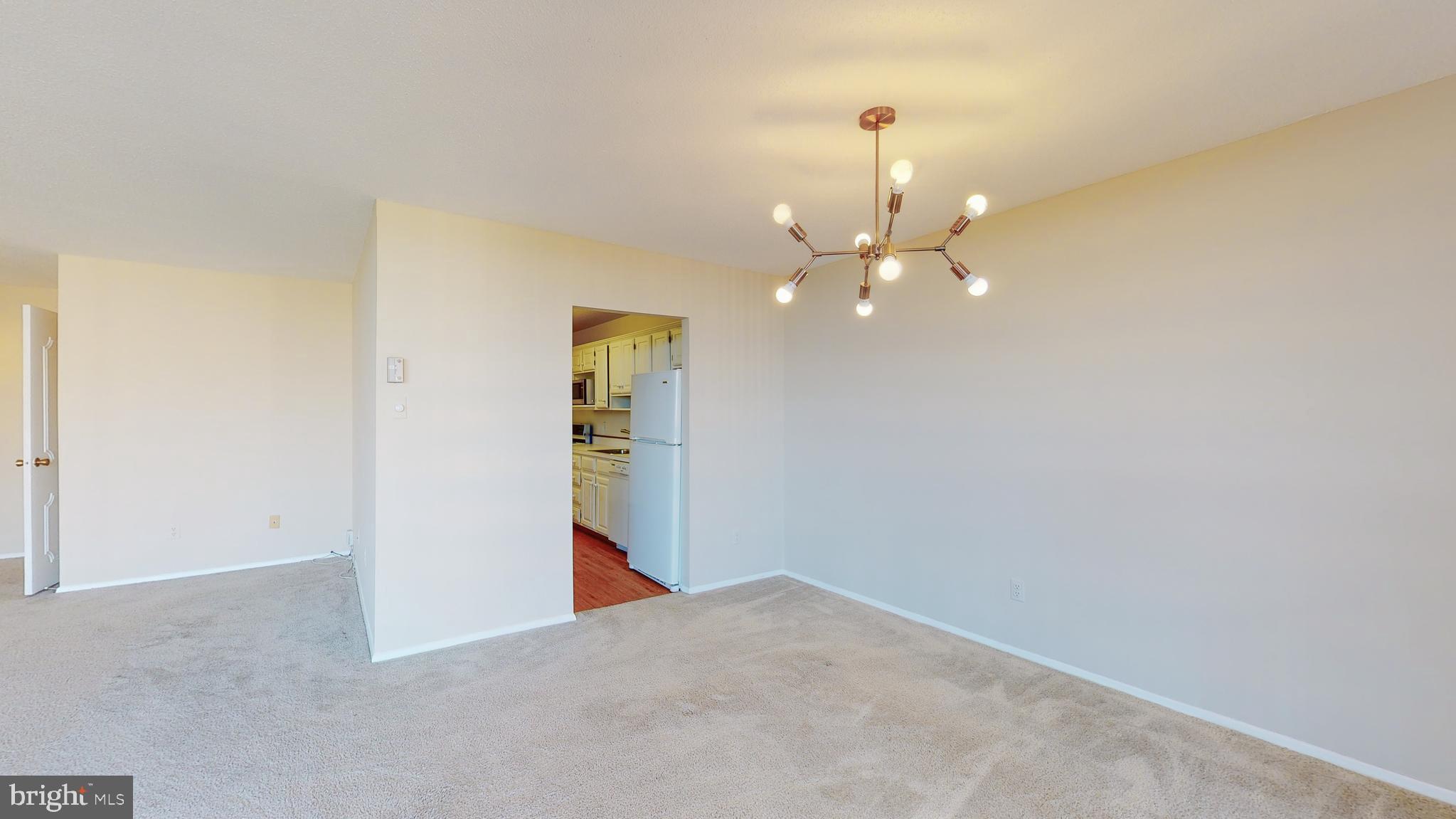 TOWERS IN WESTCHESTER PARK - Residential