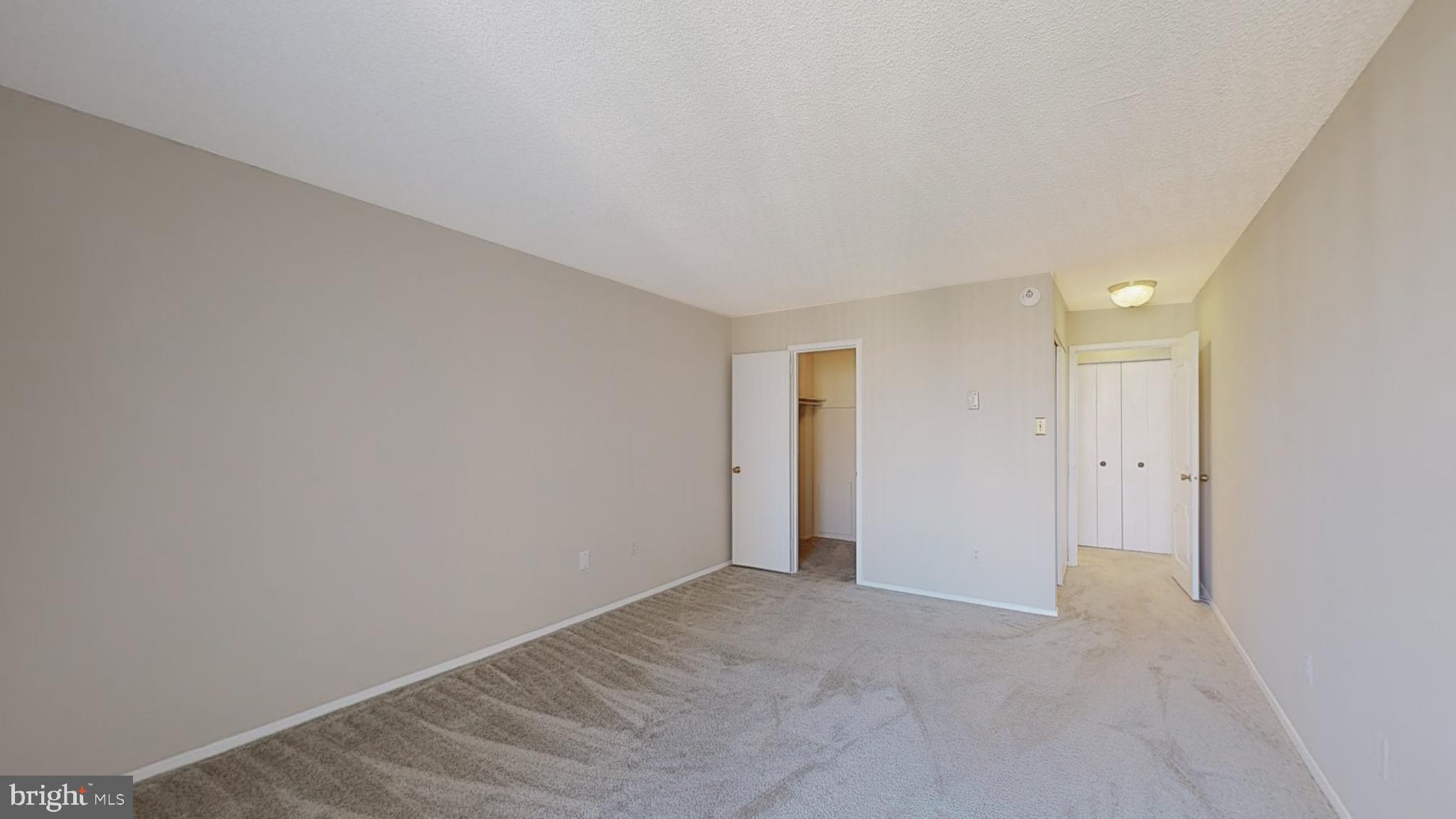 TOWERS IN WESTCHESTER PARK - Residential