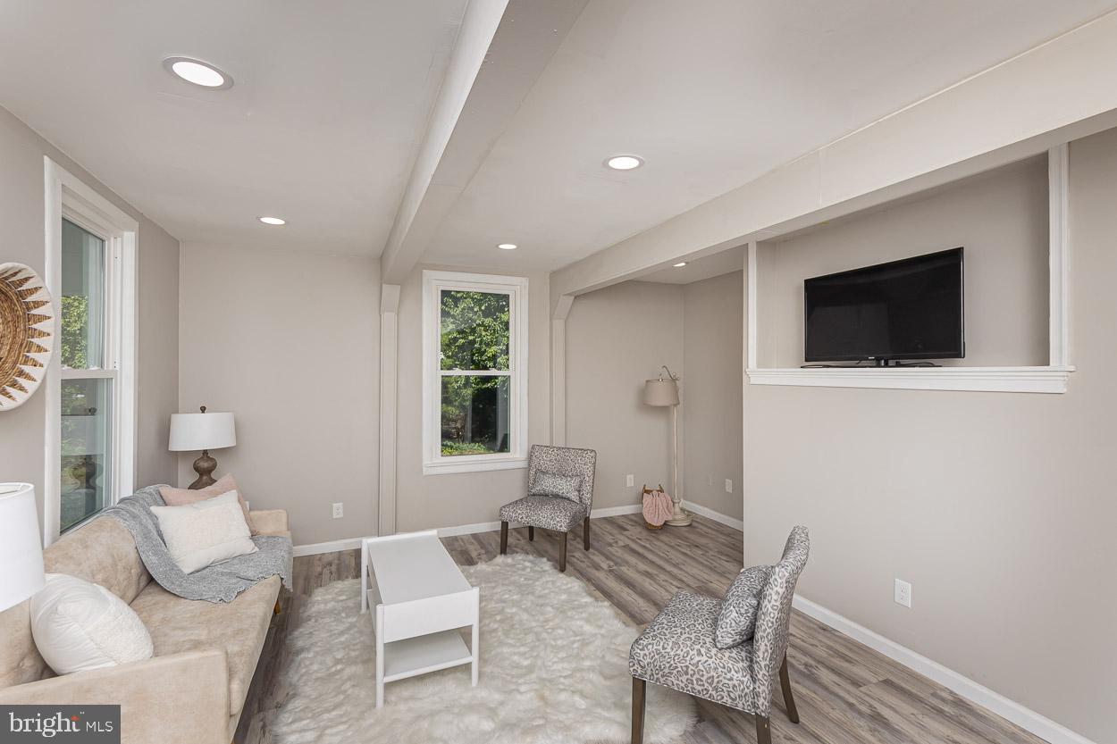 ABERDEEN HILLS - Residential