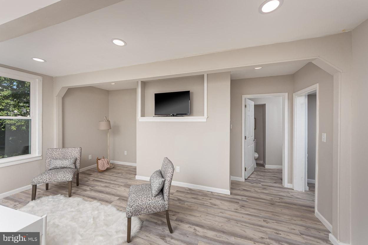 ABERDEEN HILLS - Residential