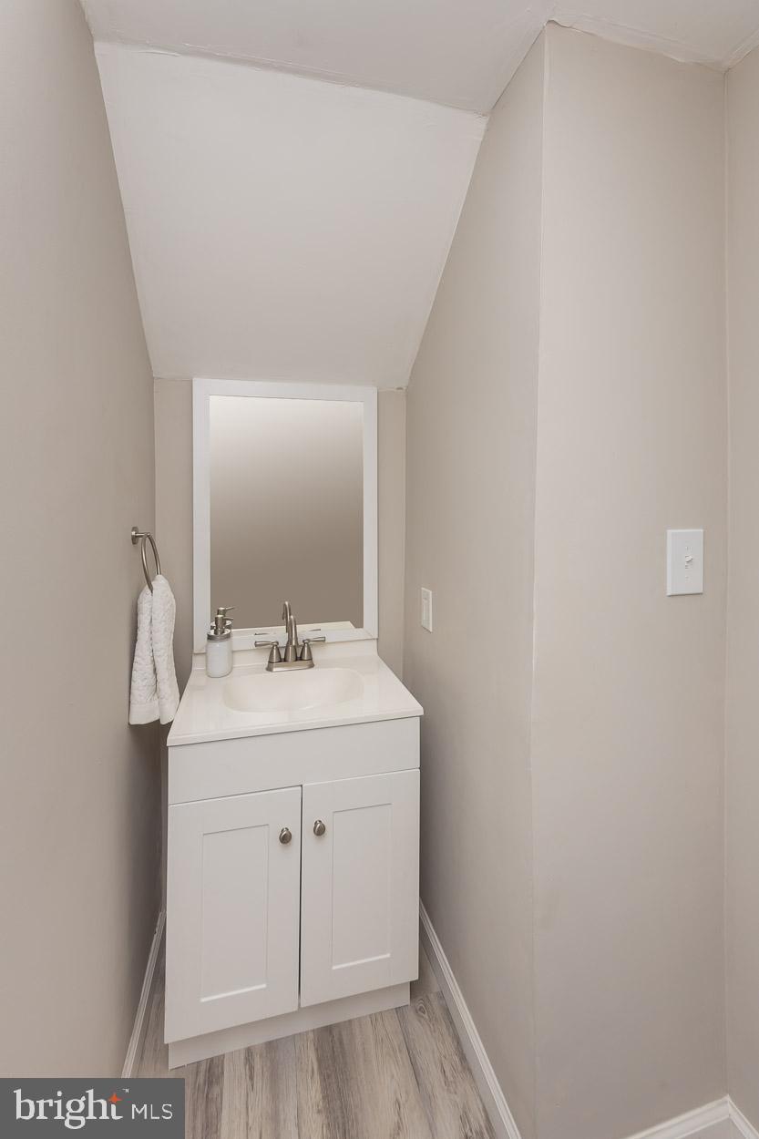 ABERDEEN HILLS - Residential