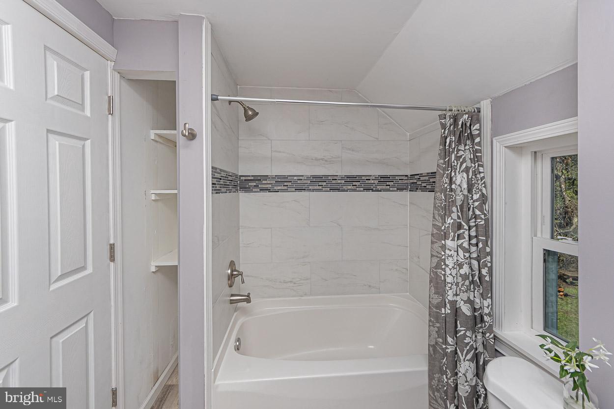 ABERDEEN HILLS - Residential