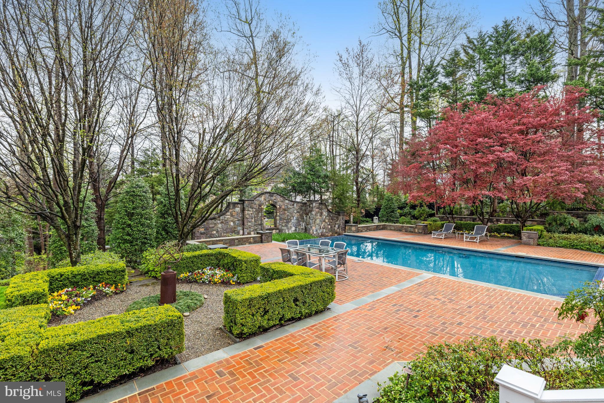 GARFIELD PARK - Residential