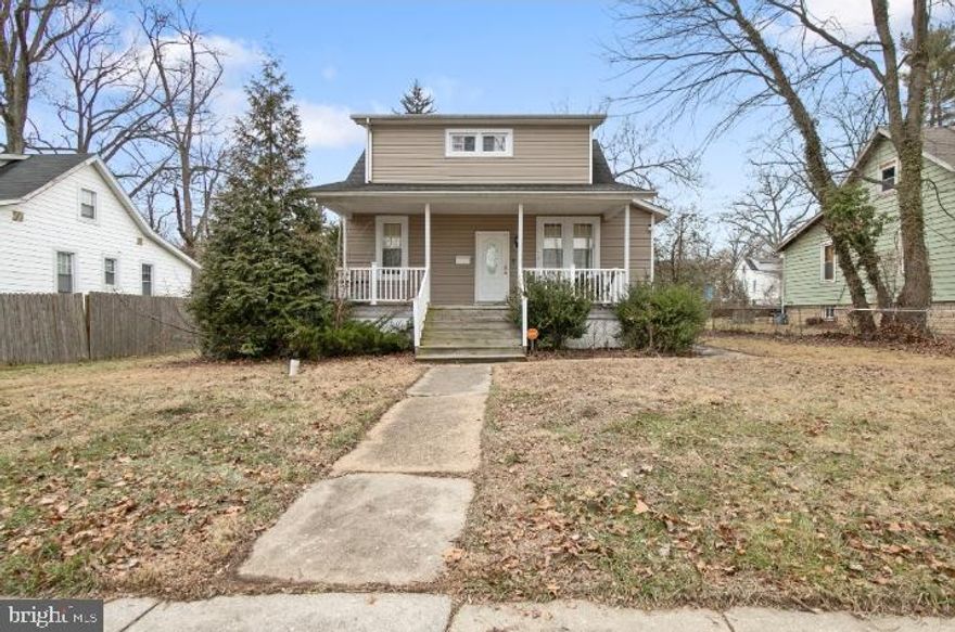 THIS 3BR 2.5BA CAPE COD FEATURES GRANITE COUNTERTOPS, BREAKFAST BAR, STAINLESS STEEL APPLIANCES, SOFT CLOSE CABINETS, LIVING DINING COMBO, GLEAMING HARDWOOD FLOORS, NEUTRAL COLORS FOR EASY DECOR, MAIN LEVEL MASTER SUITE, CERAMIC TILE SHOWERS, UPPER BATH OFFERS SEPERATE VANITIES & DUAL ENTRY,  CARPET, SECURITY SYSTEM, COVERED FRONT PORCH & REAR PATIO!