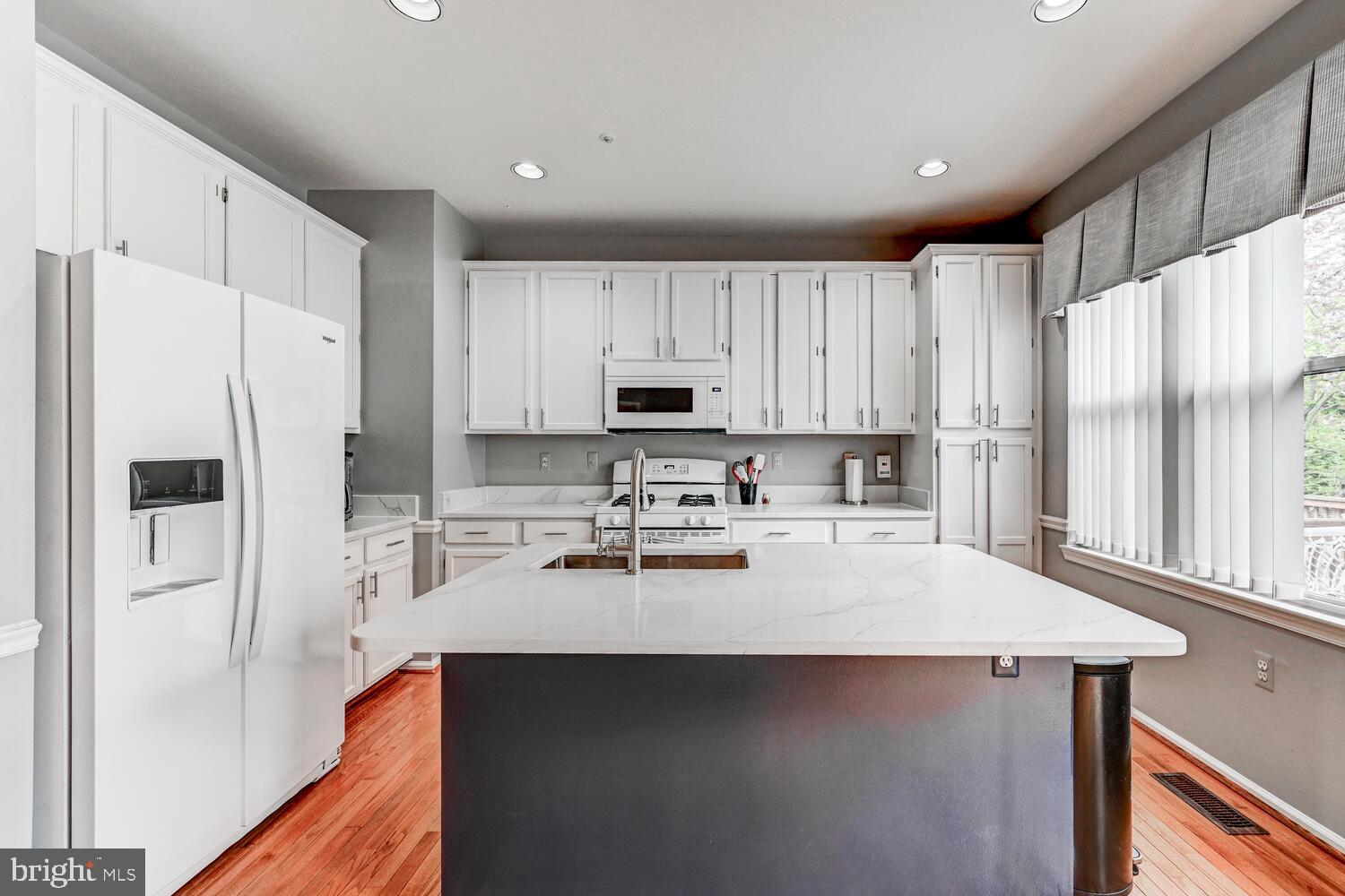 RIDGECREST - Residential