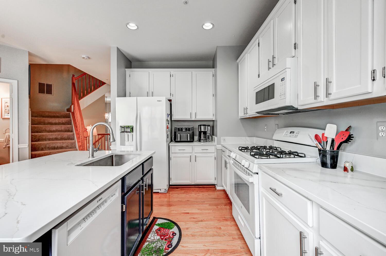 RIDGECREST - Residential