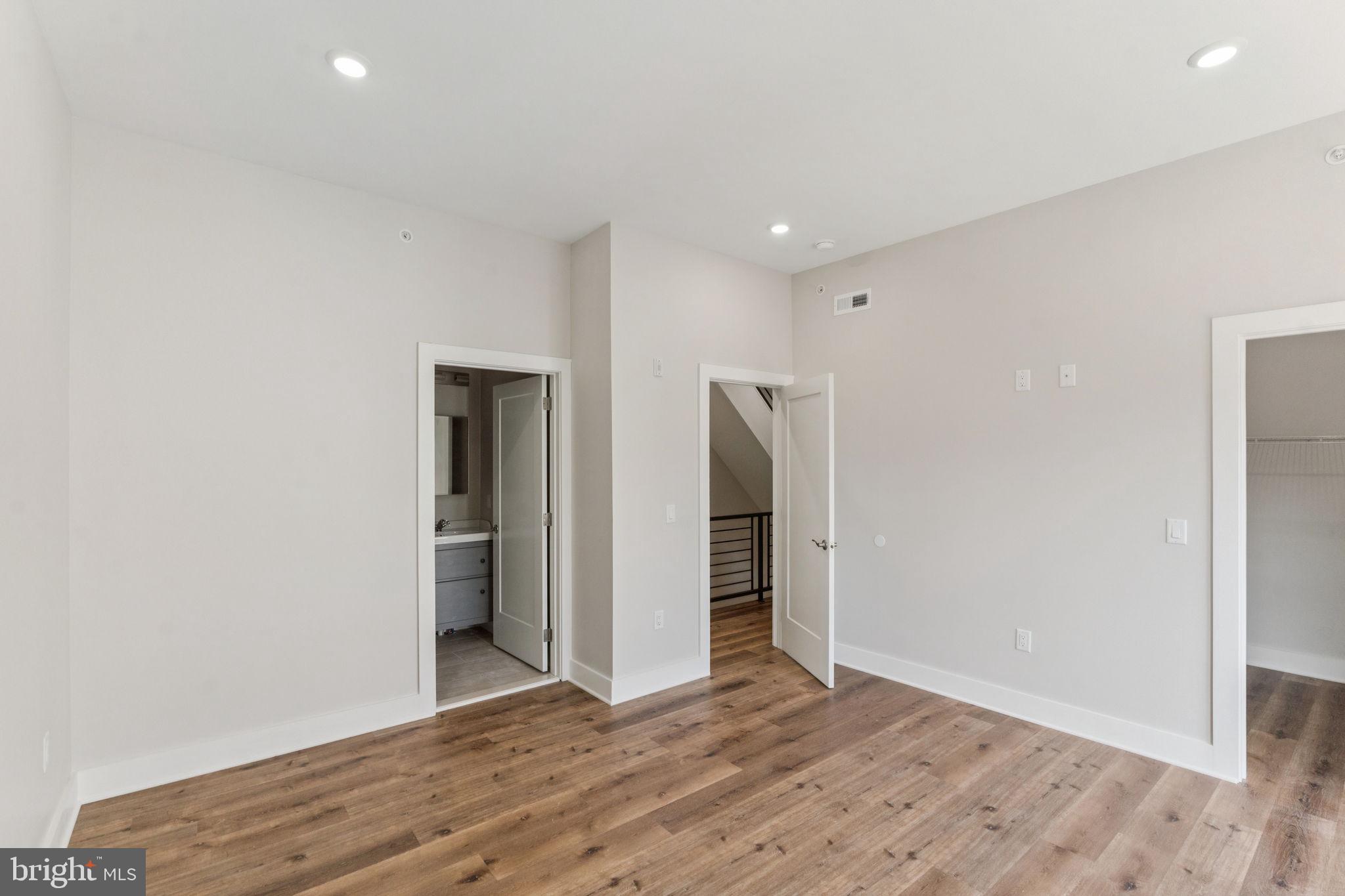 FAIRMOUNT - Residential Lease