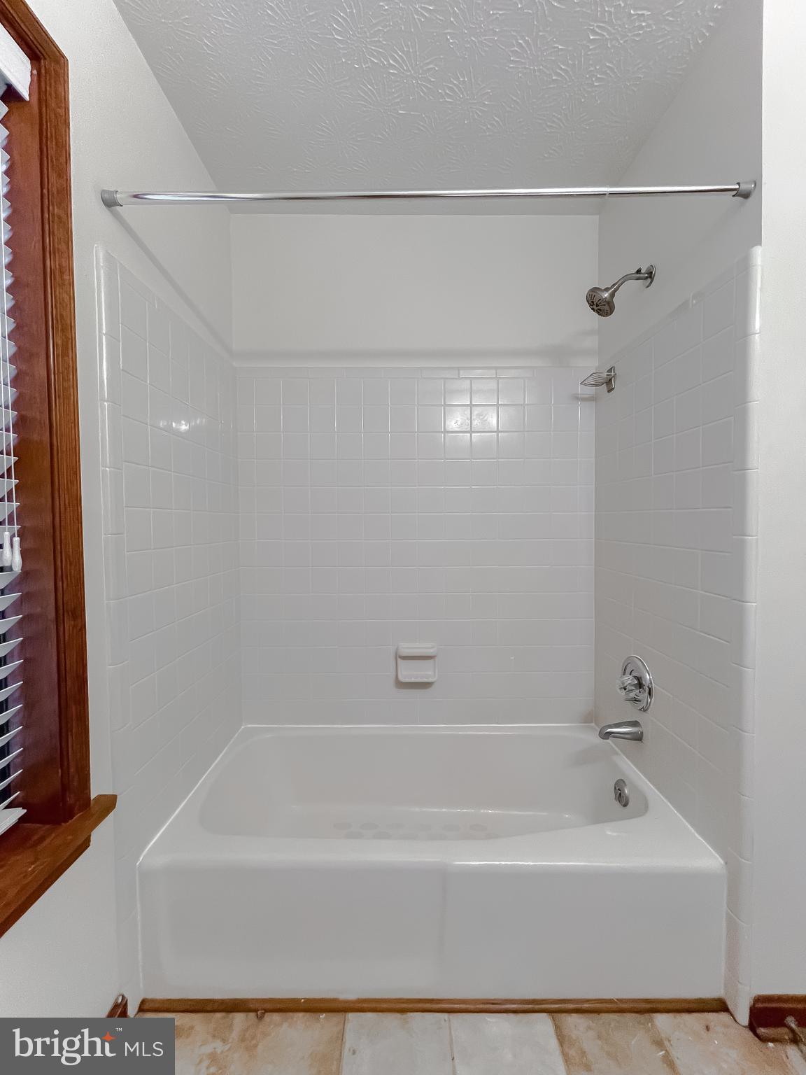 WILDEWOOD - Residential Lease