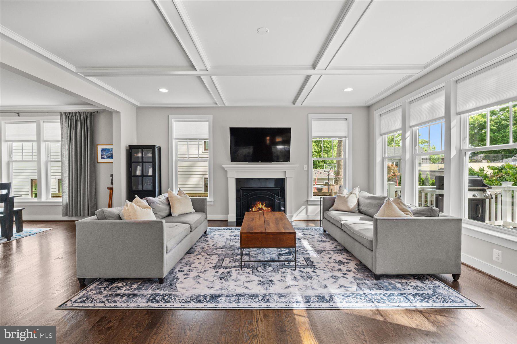 TUCKAHOE VILLAGE - Residential