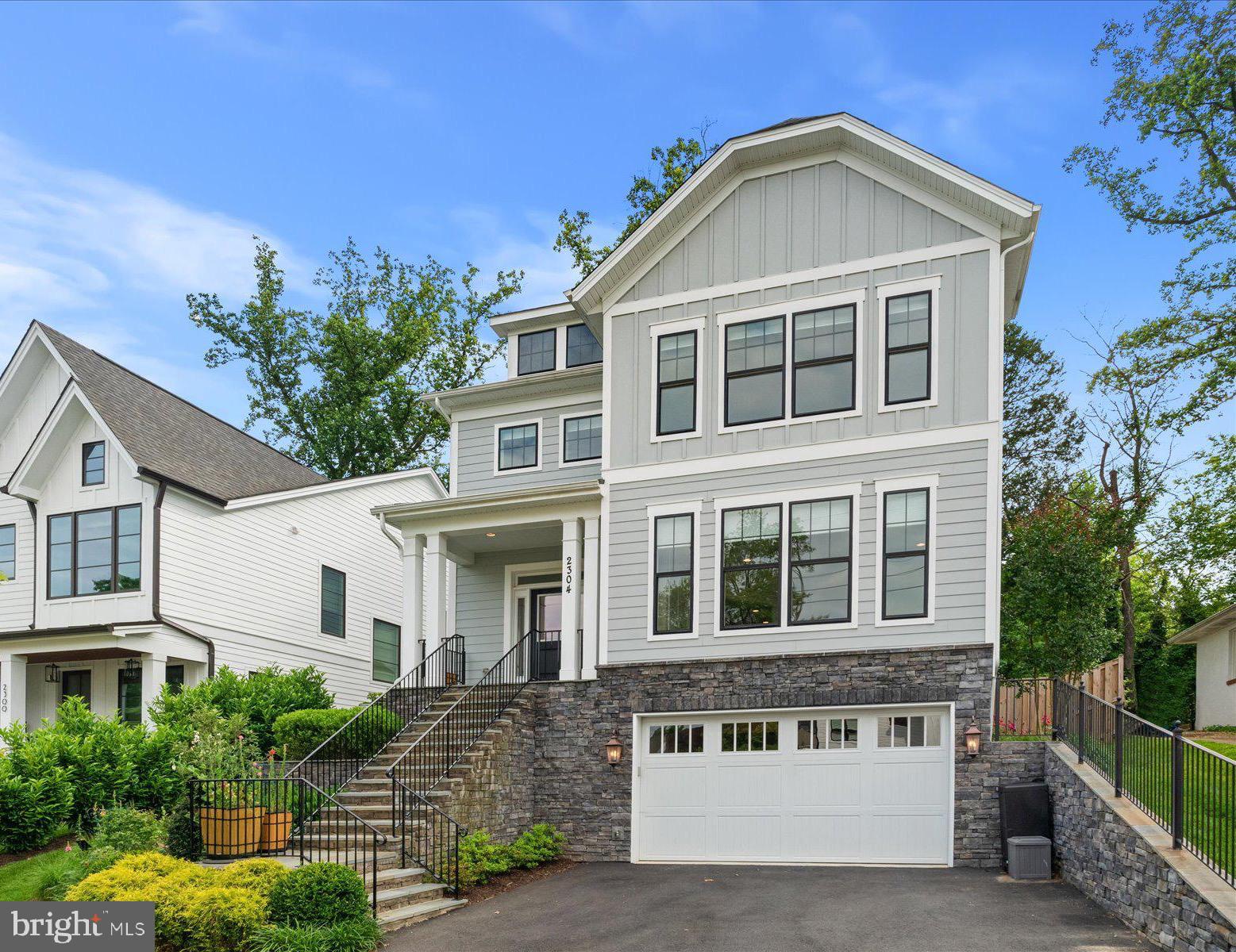 TUCKAHOE VILLAGE - Residential